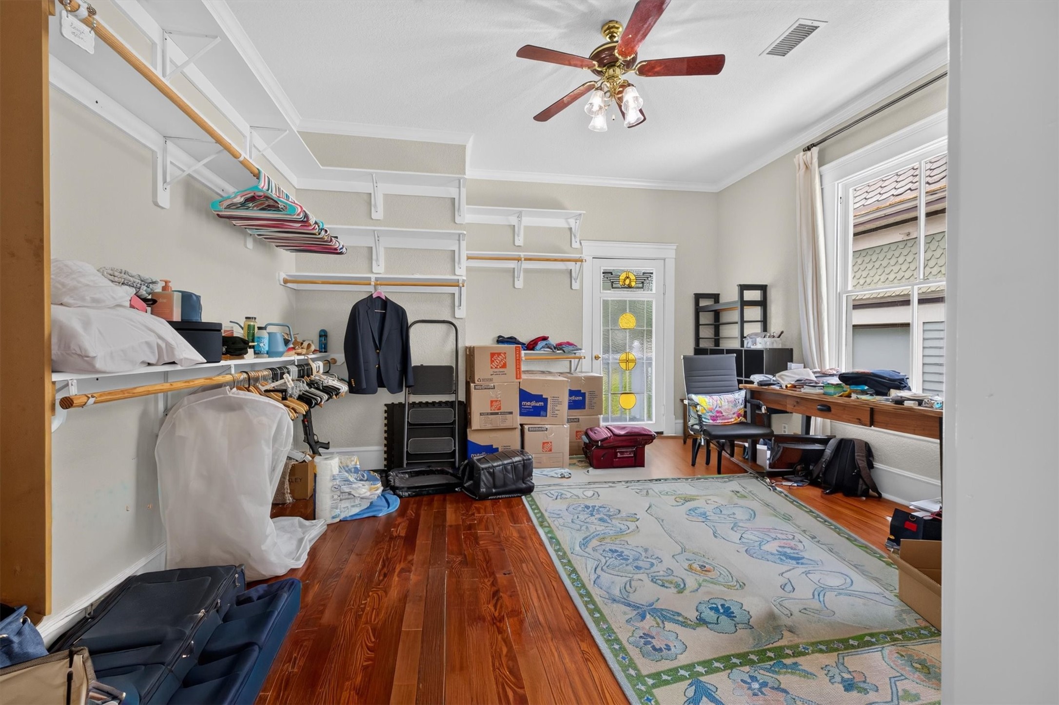 1324 Sealy Street Property Photo 23