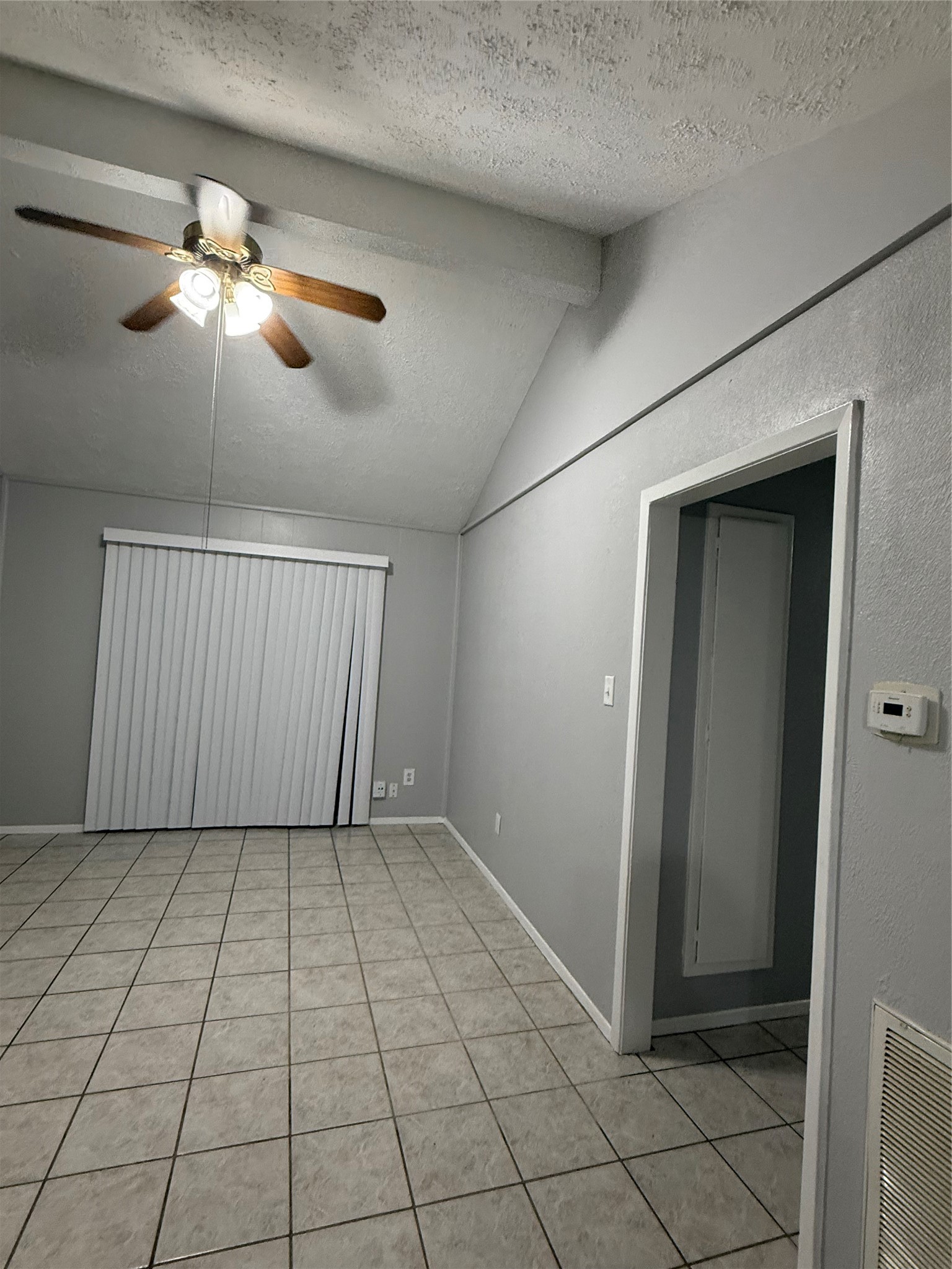 5519 Mendota Lane Property Photo 9