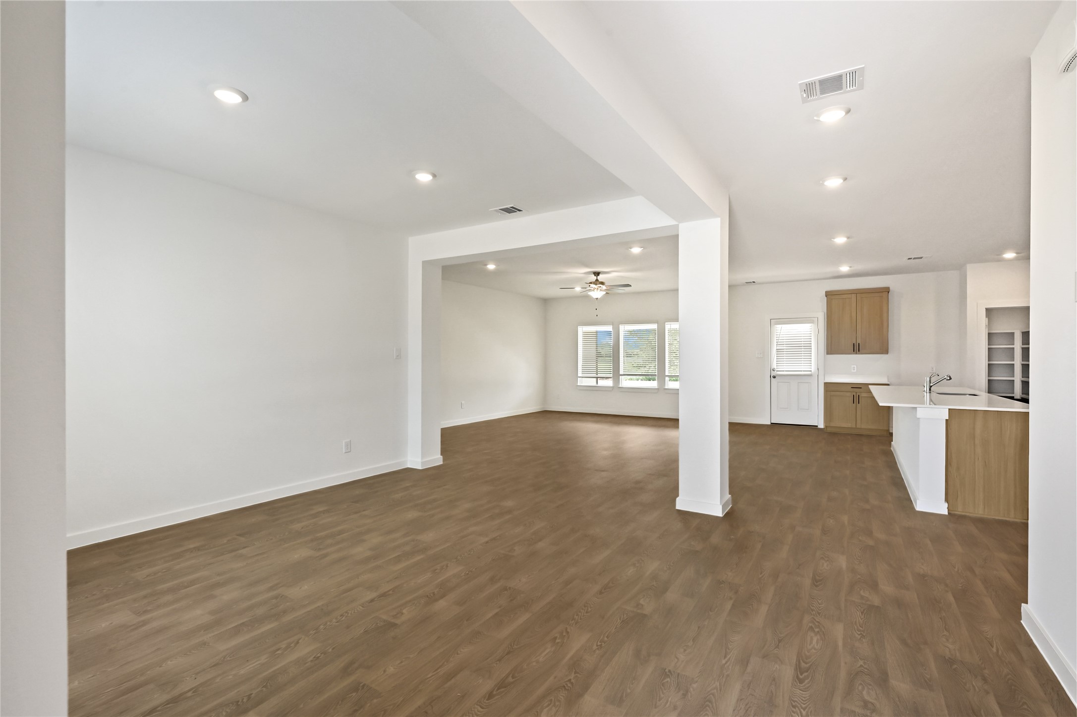 6611 Kingfisher Lane Property Photo 5