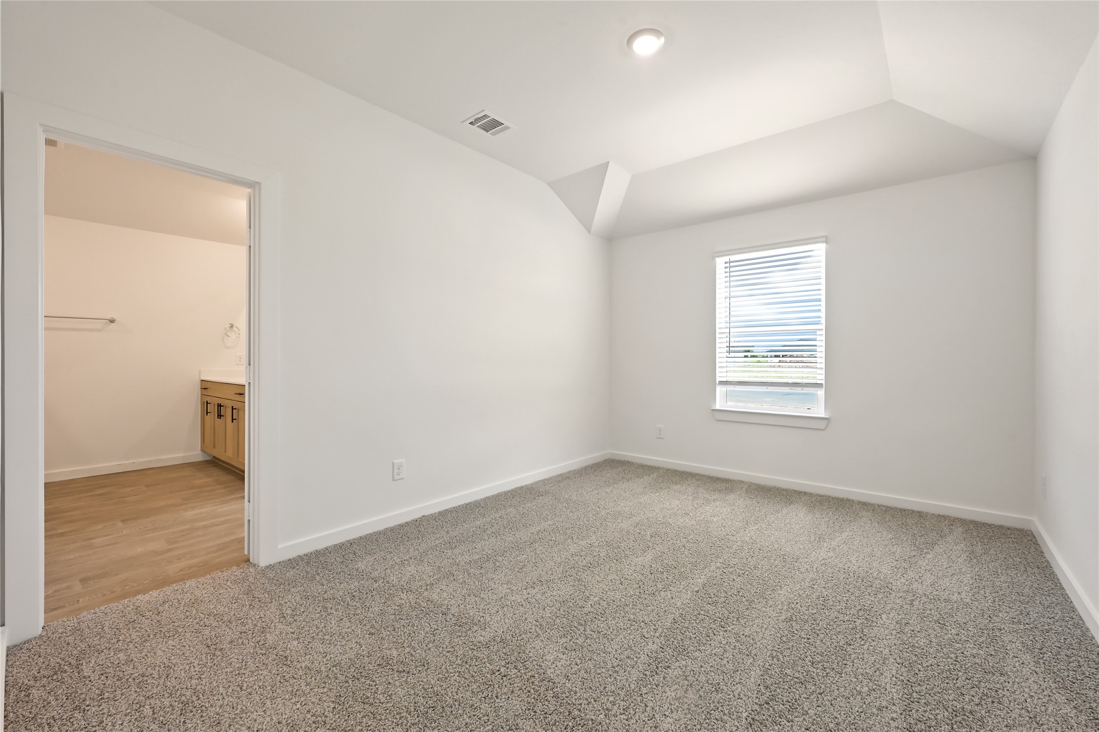 6611 Kingfisher Lane Property Photo 6