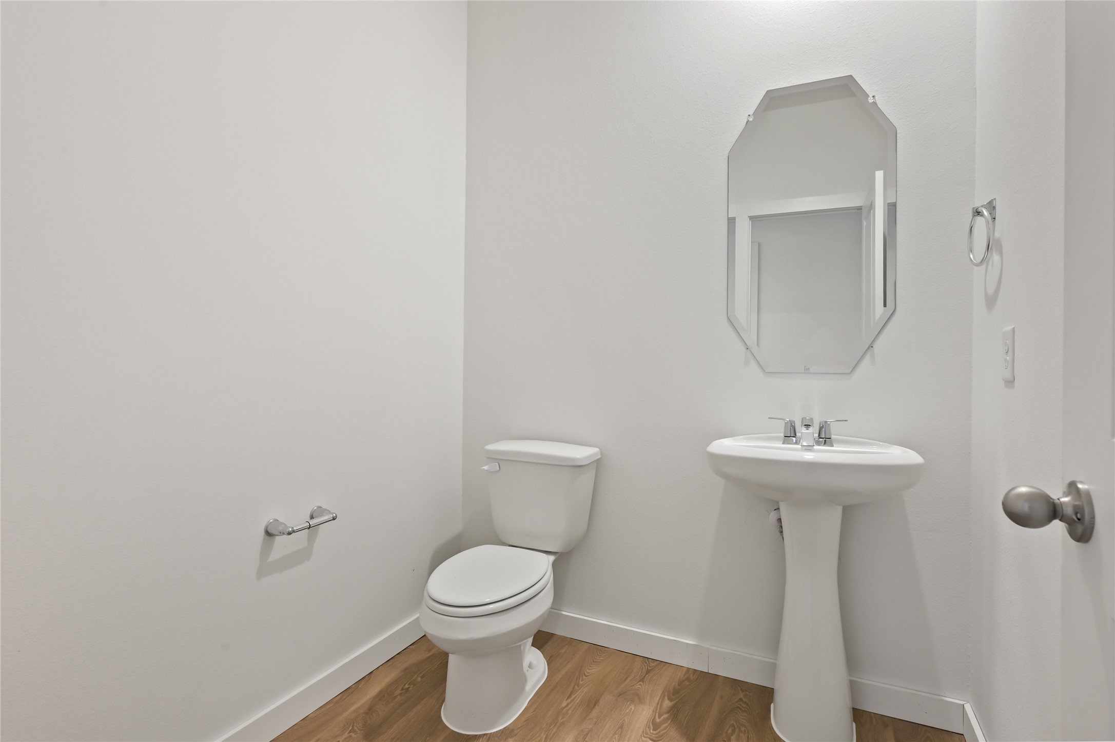 6611 Kingfisher Lane Property Photo 11