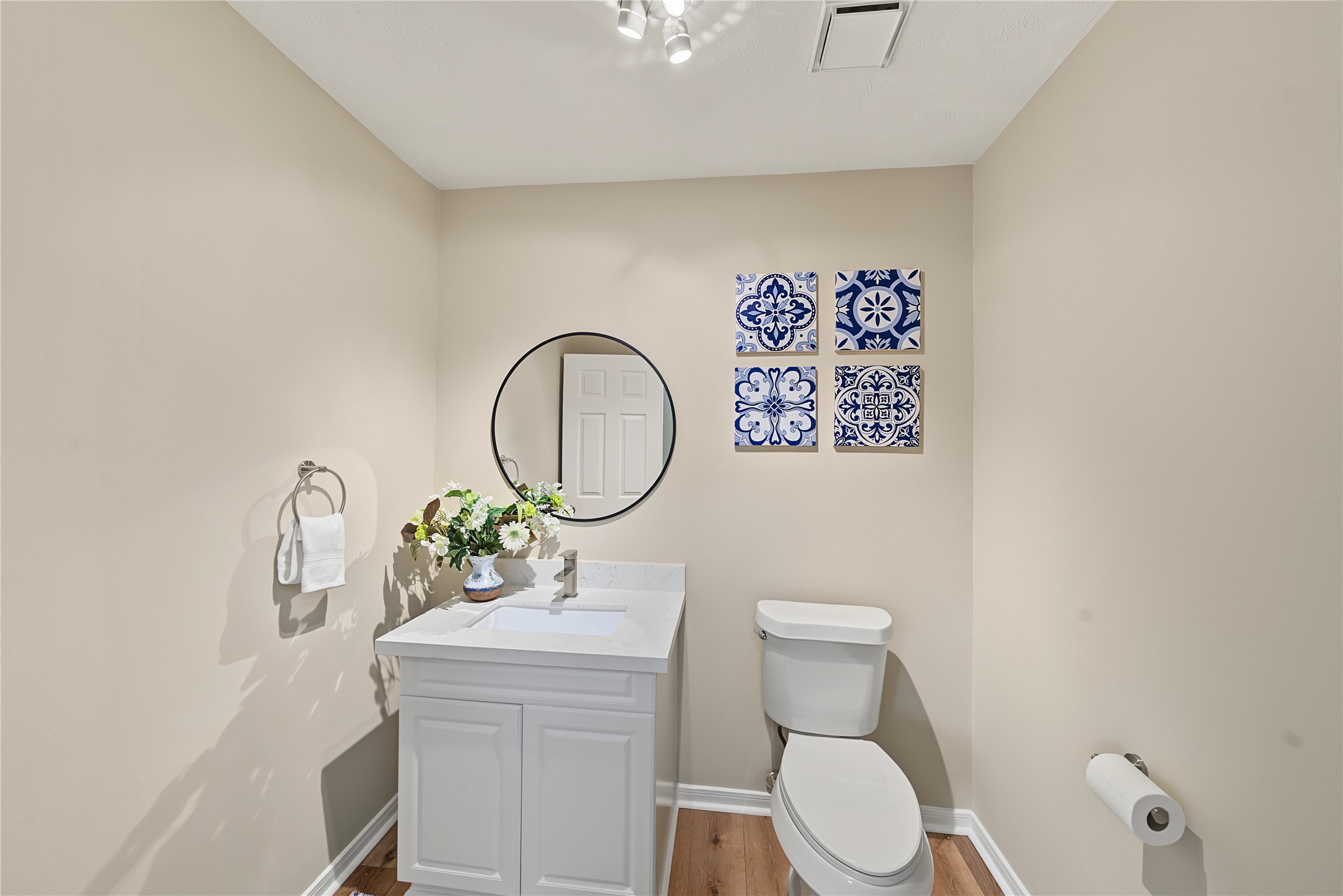 38 Penny Green Street Property Photo 11