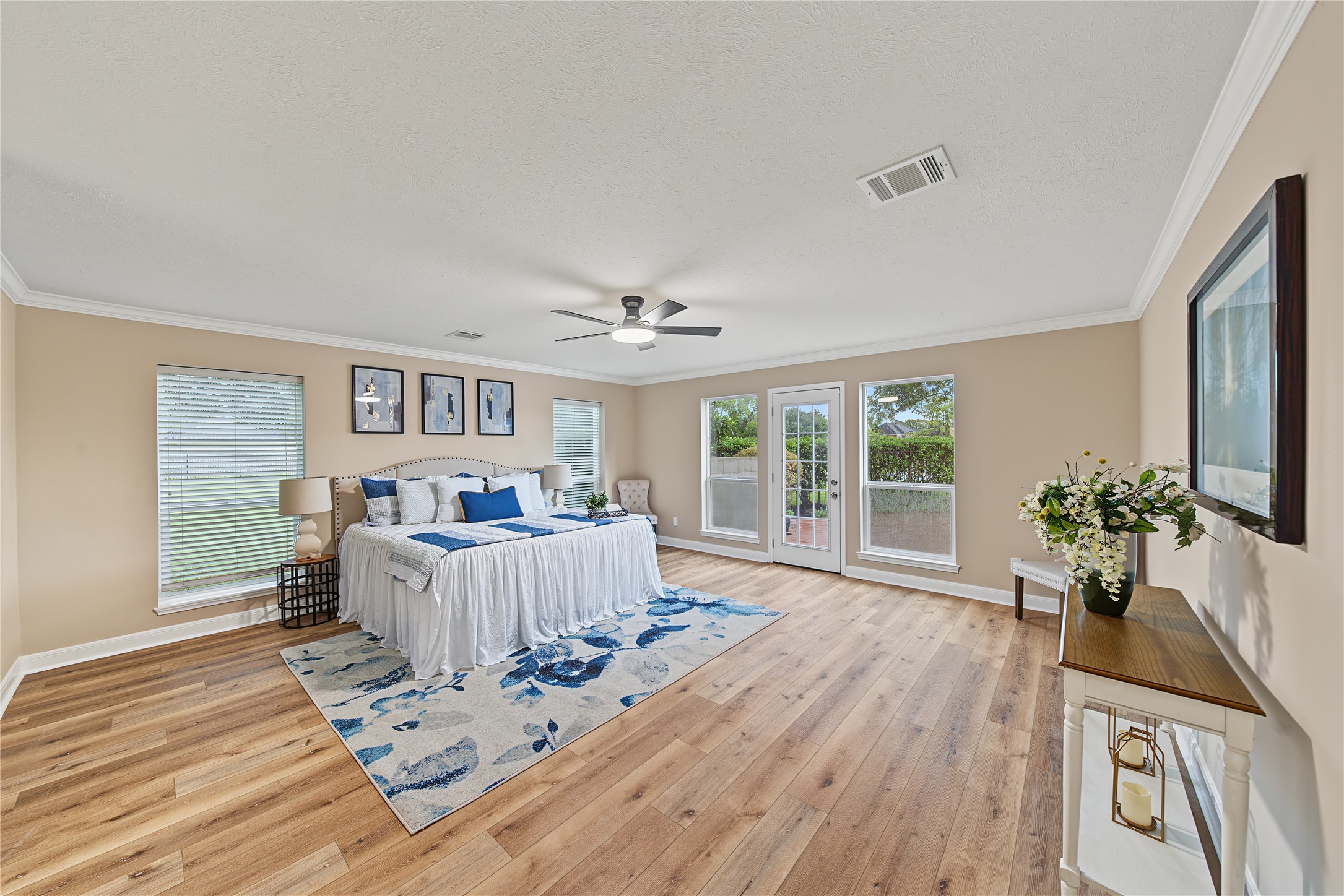 38 Penny Green Street Property Photo 17