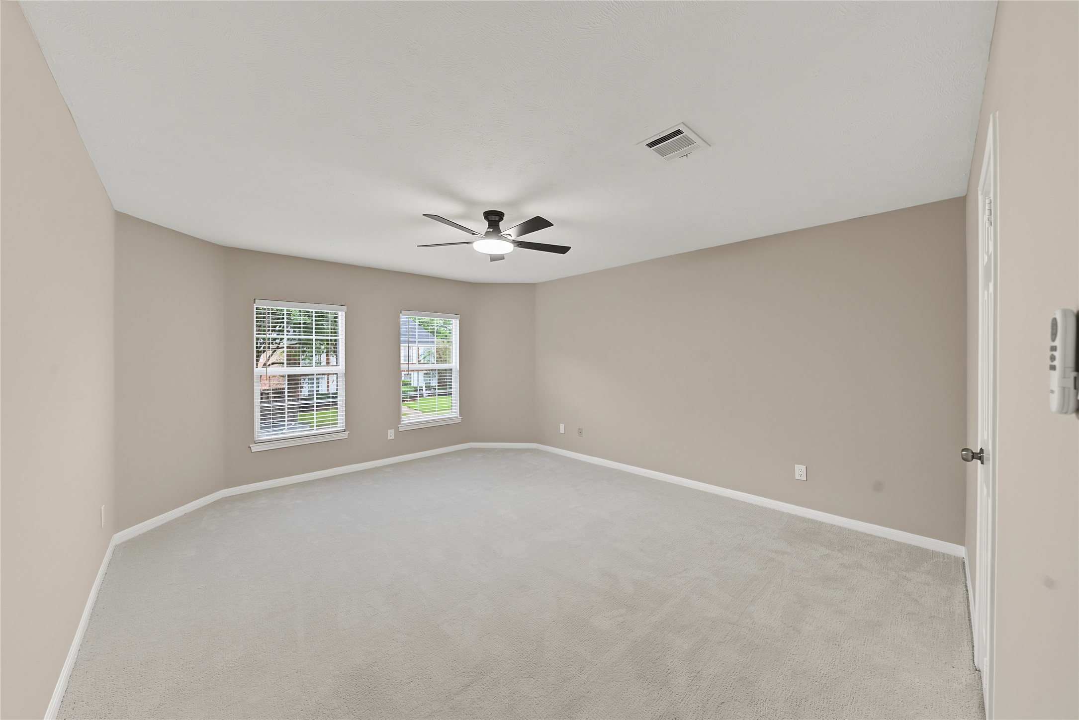 38 Penny Green Street Property Photo 23