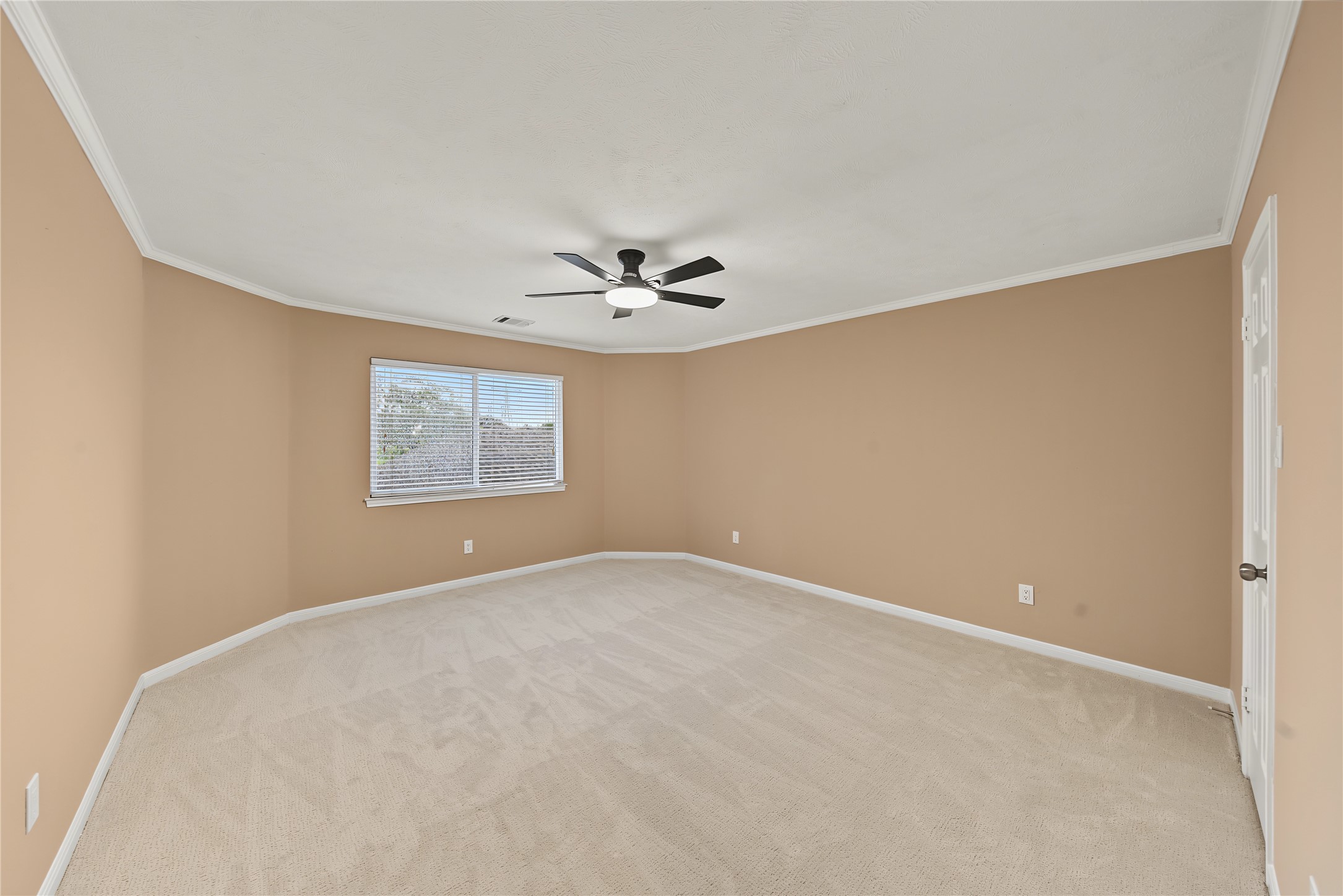 38 Penny Green Street Property Photo 30