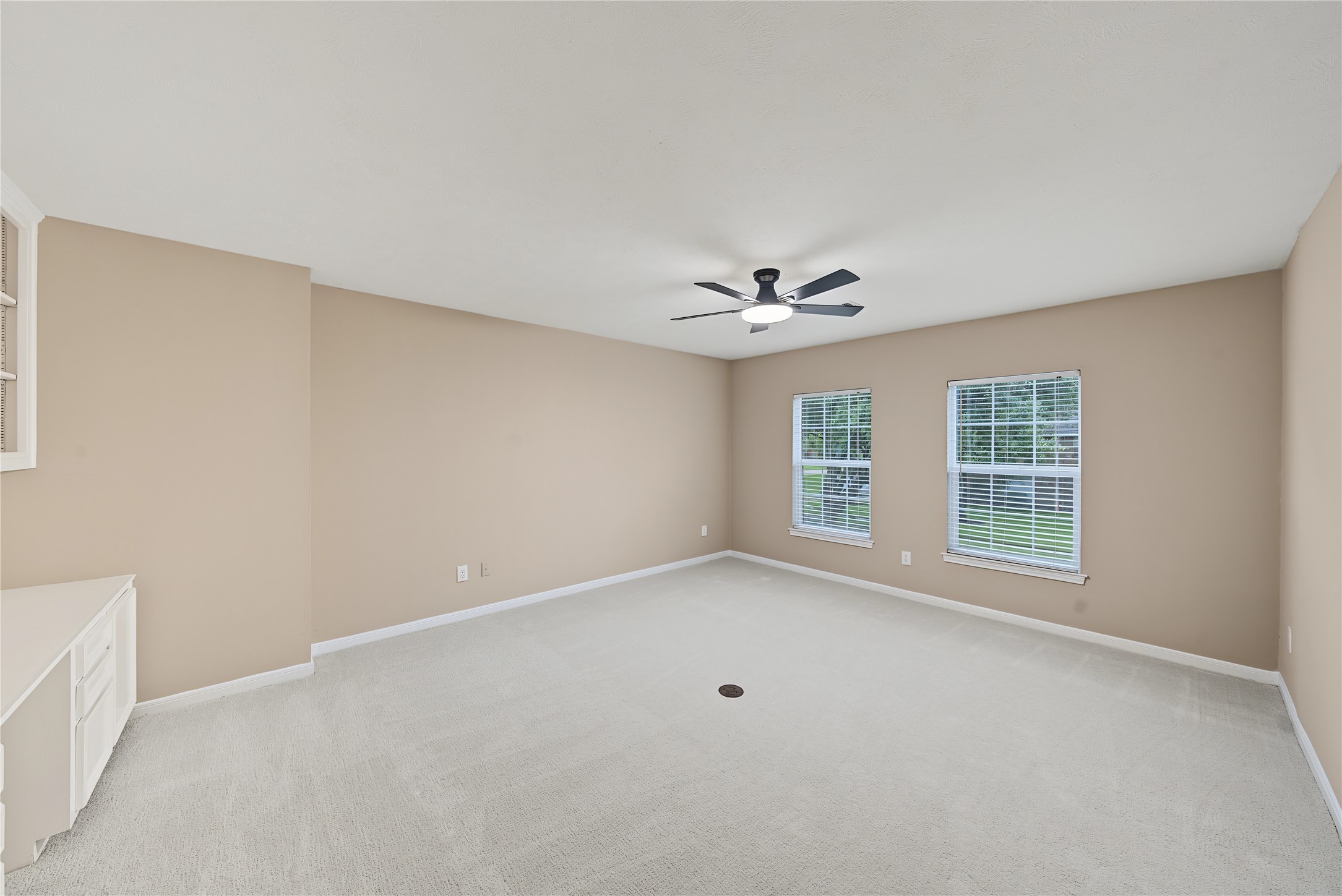 38 Penny Green Street Property Photo 32