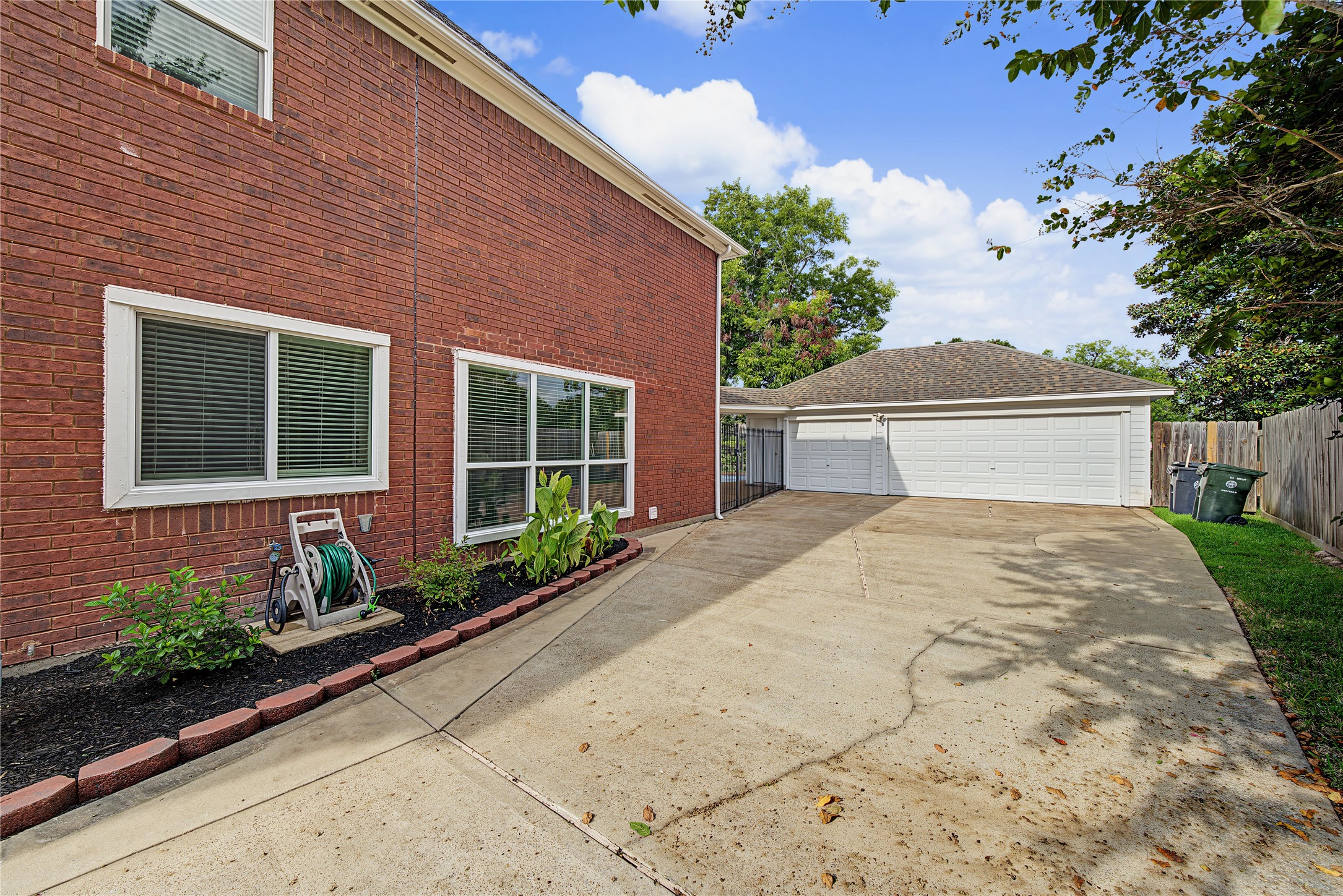 38 Penny Green Street Property Photo 37