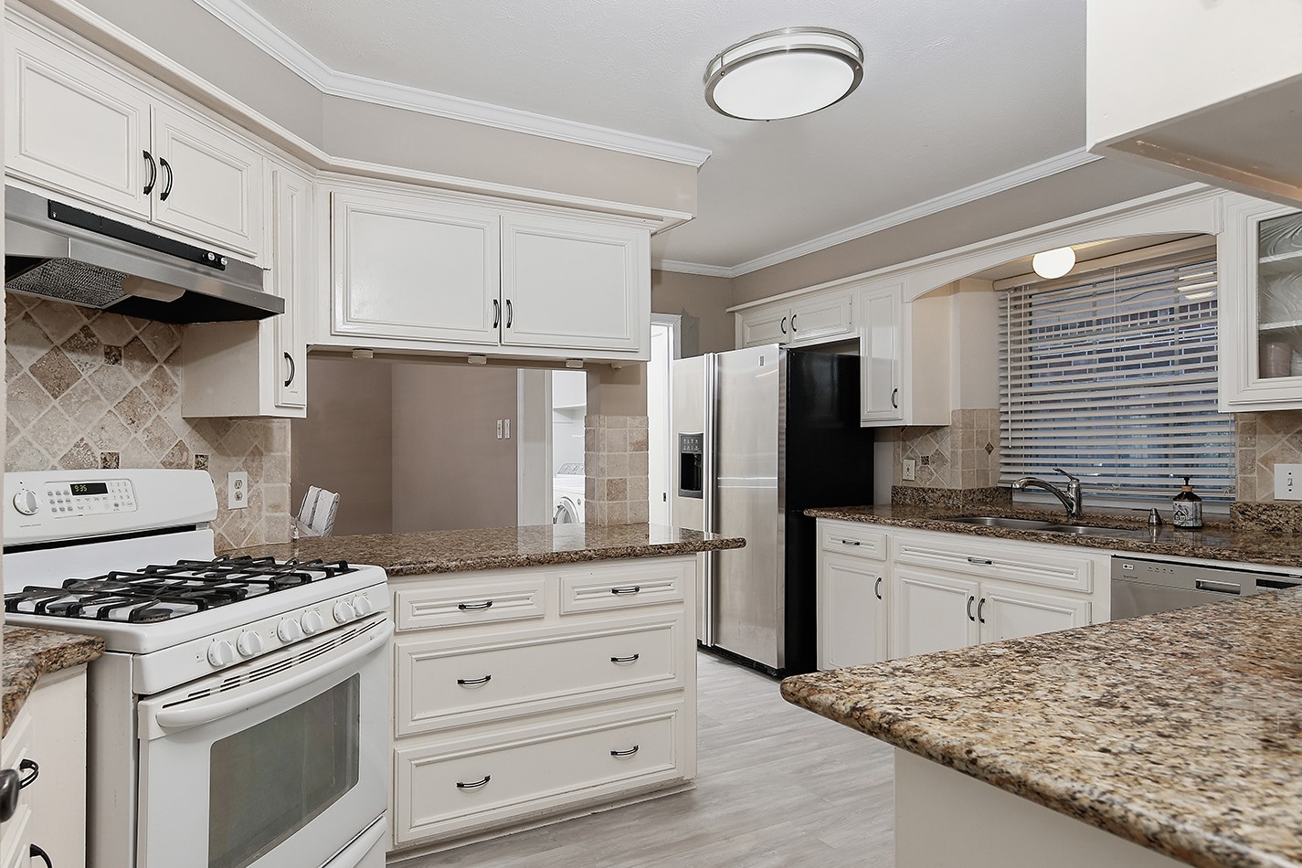 99 N Deerfoot Circle Property Photo 11