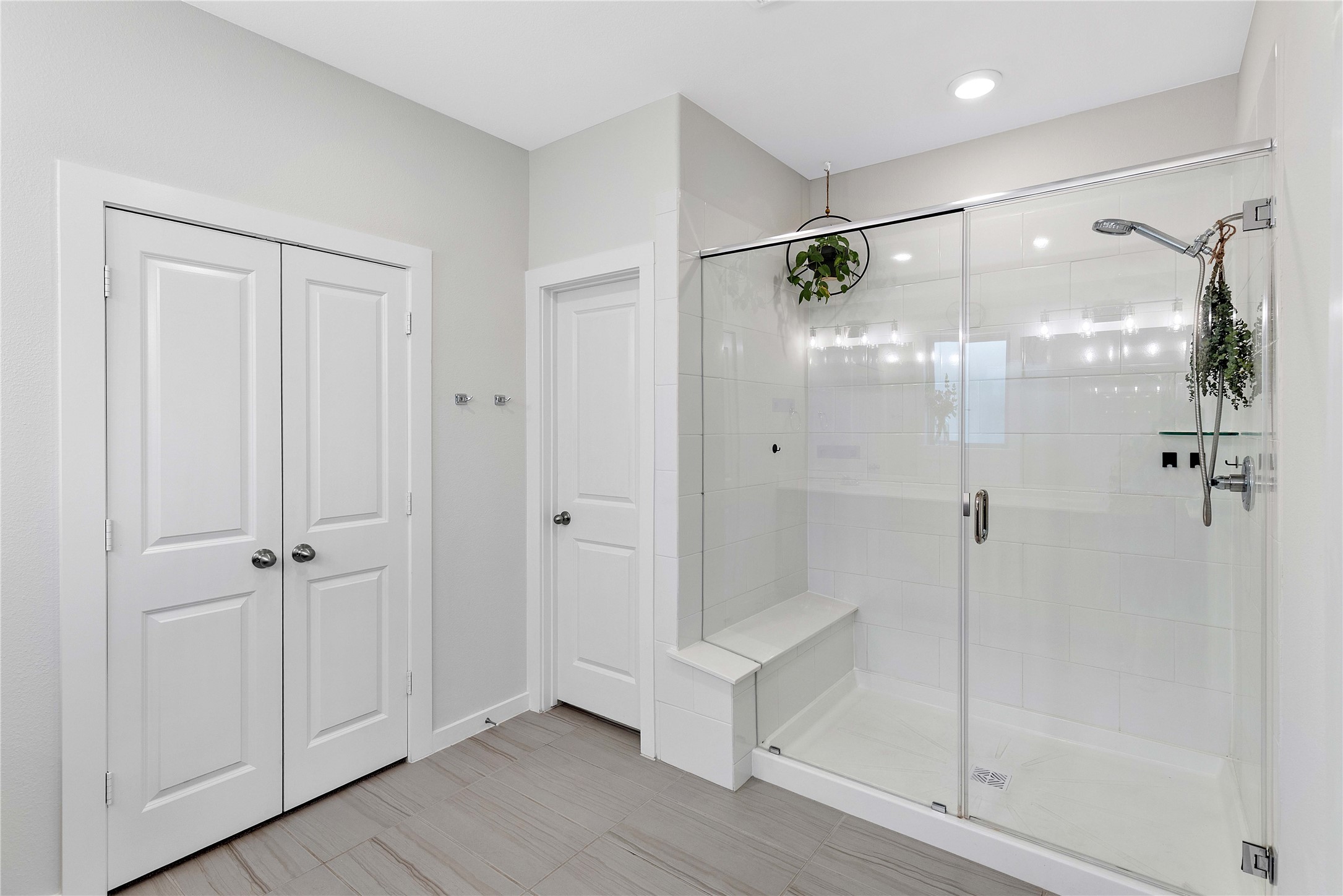 353 Salerio Way Property Photo 25