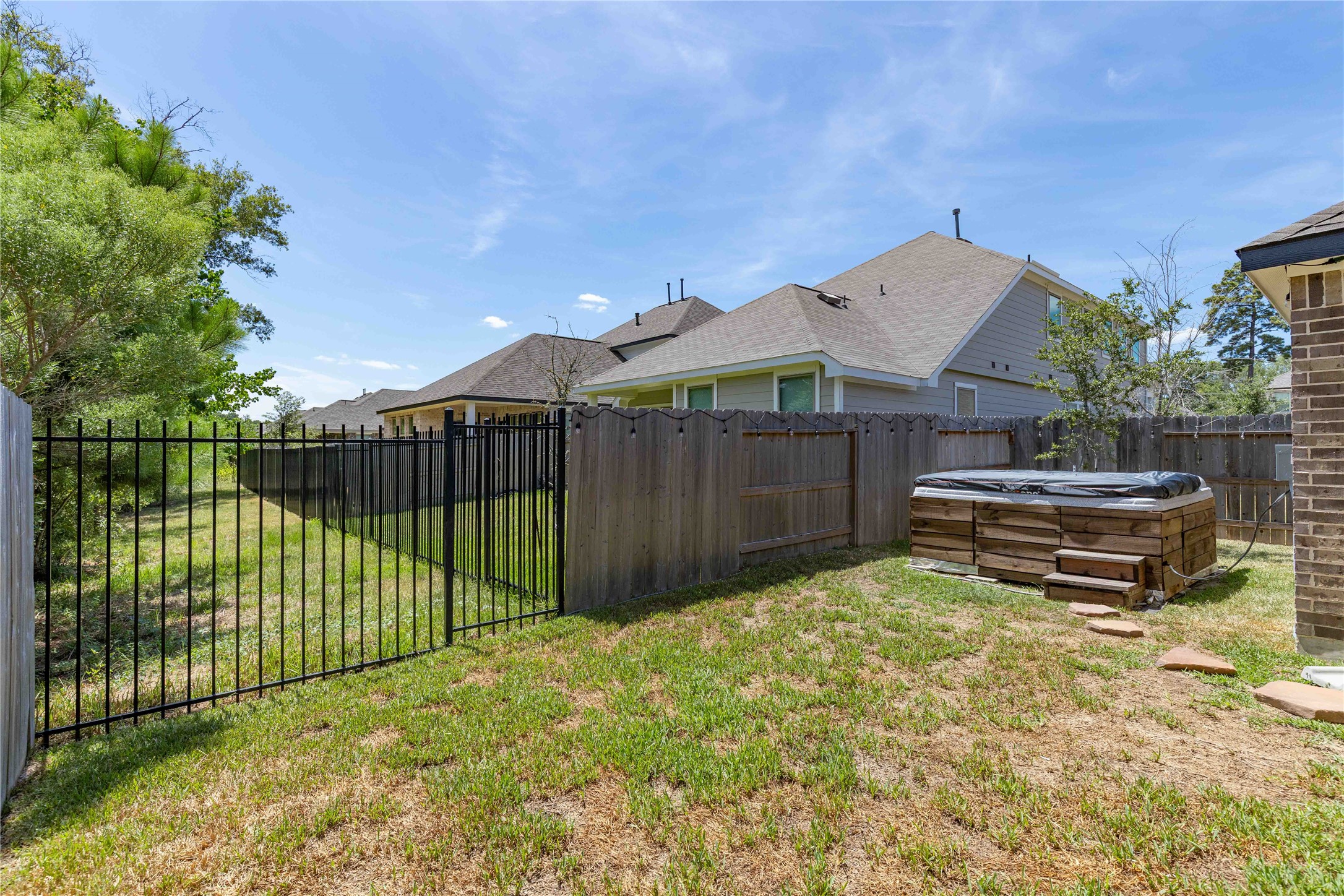 353 Salerio Way Property Photo 31