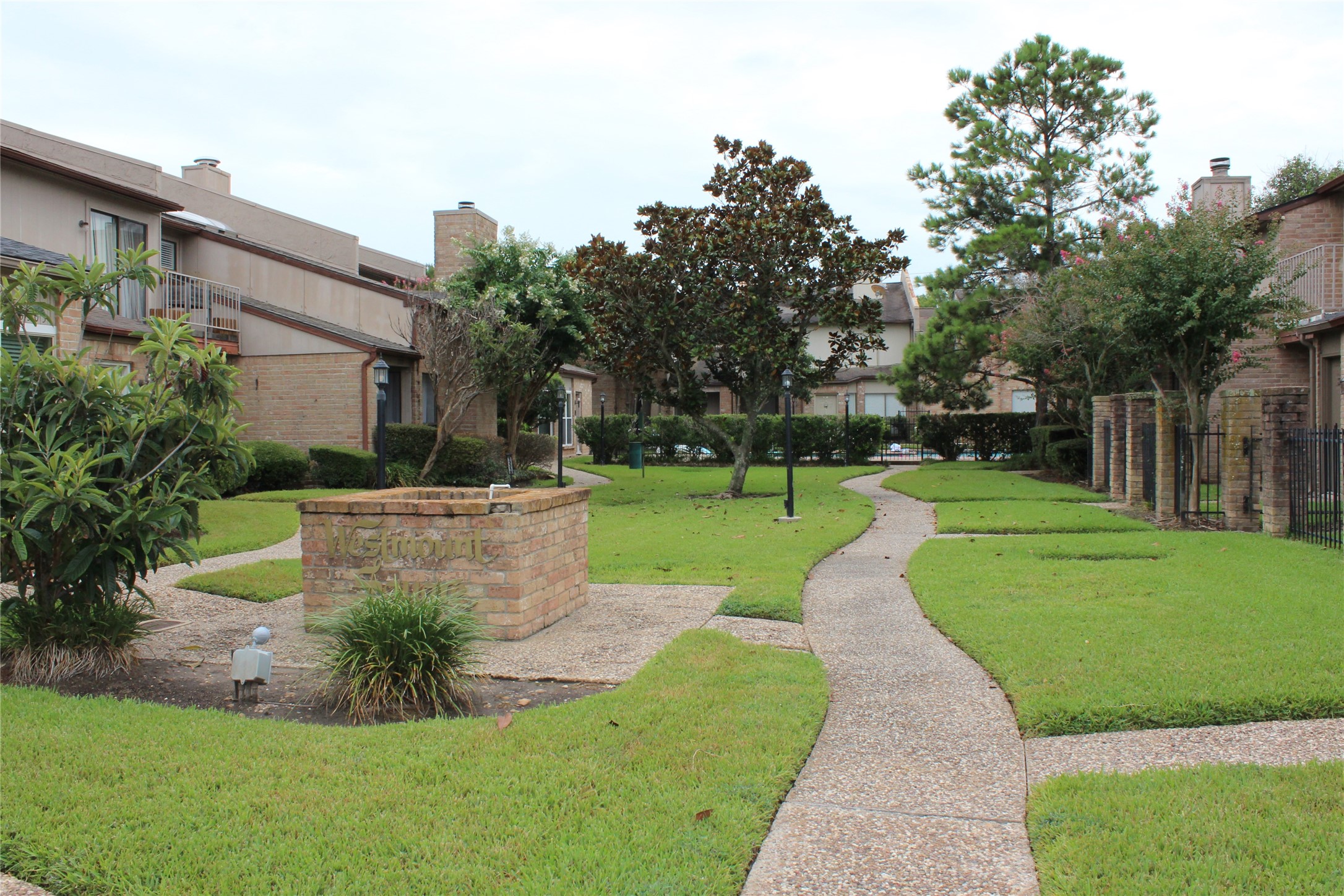 13319 Parkway Boulevard Property Photo 4