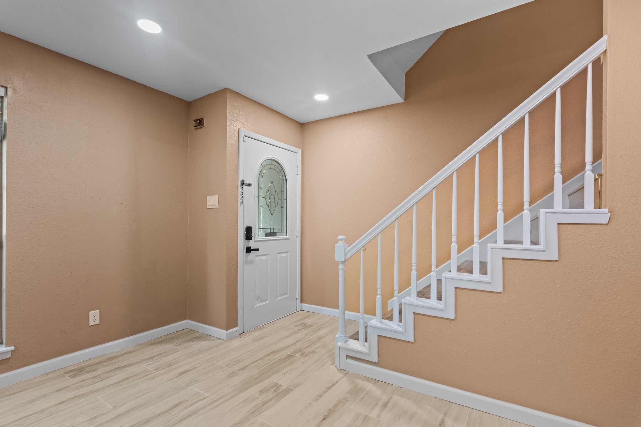 6711 Biggs Court Property Photo 3