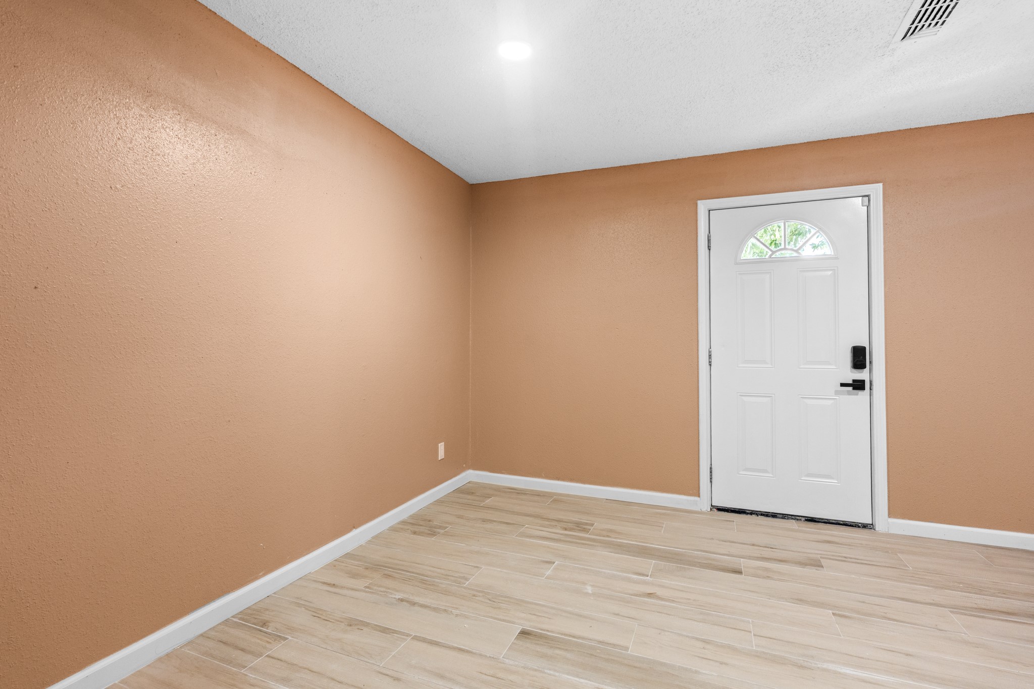6711 Biggs Court Property Photo 6