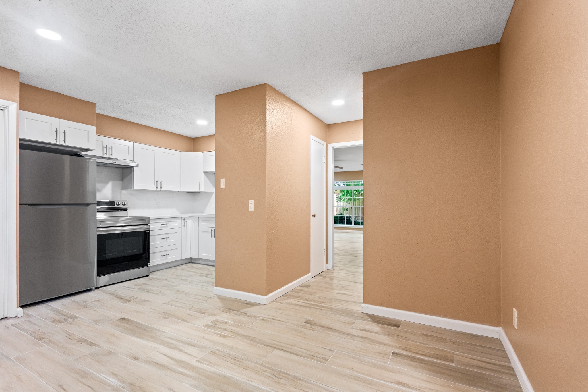 6711 Biggs Court Property Photo 7