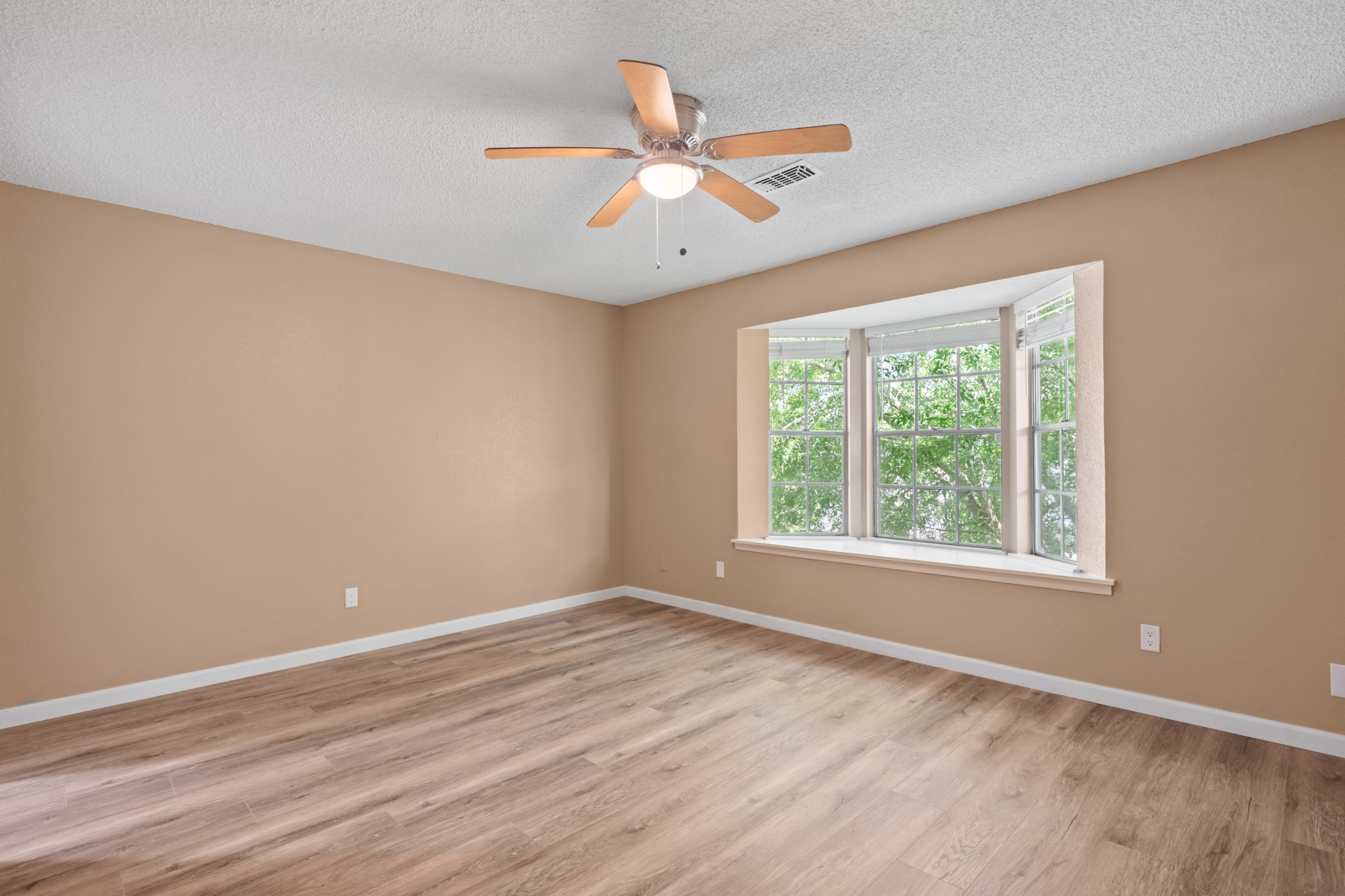 6711 Biggs Court Property Photo 11