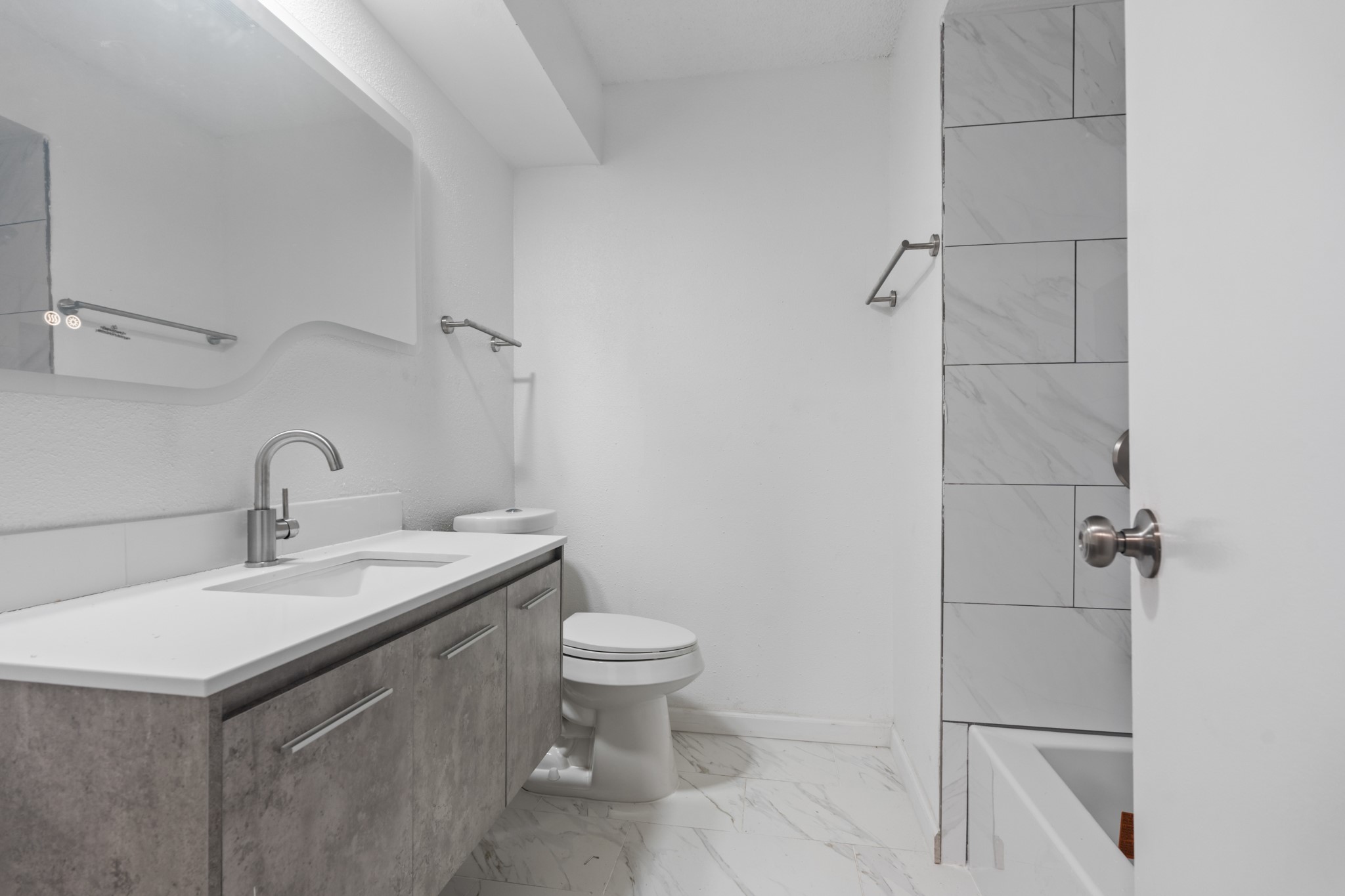 6711 Biggs Court Property Photo 16