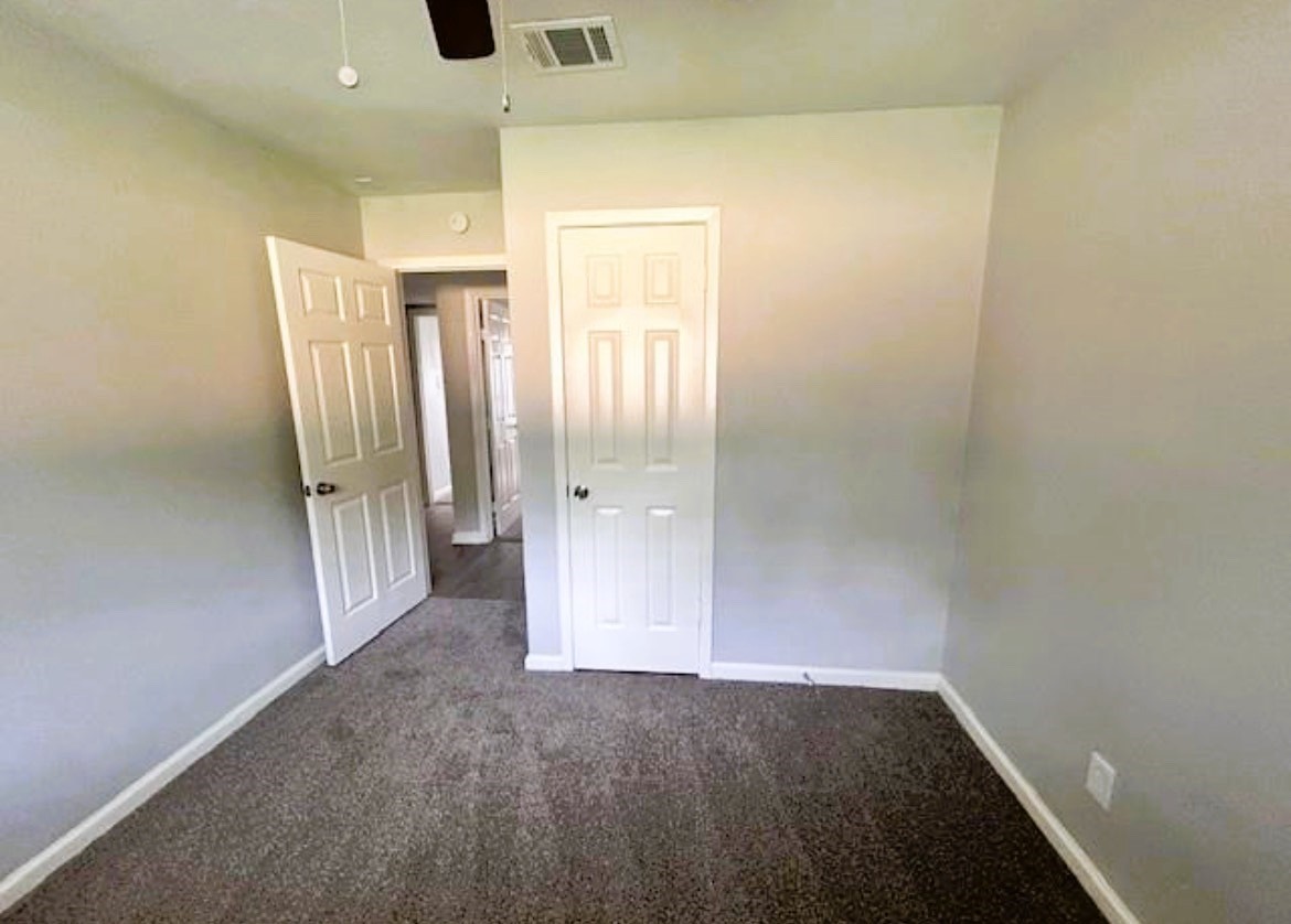 11122 Dalebrook Drive Property Photo 5