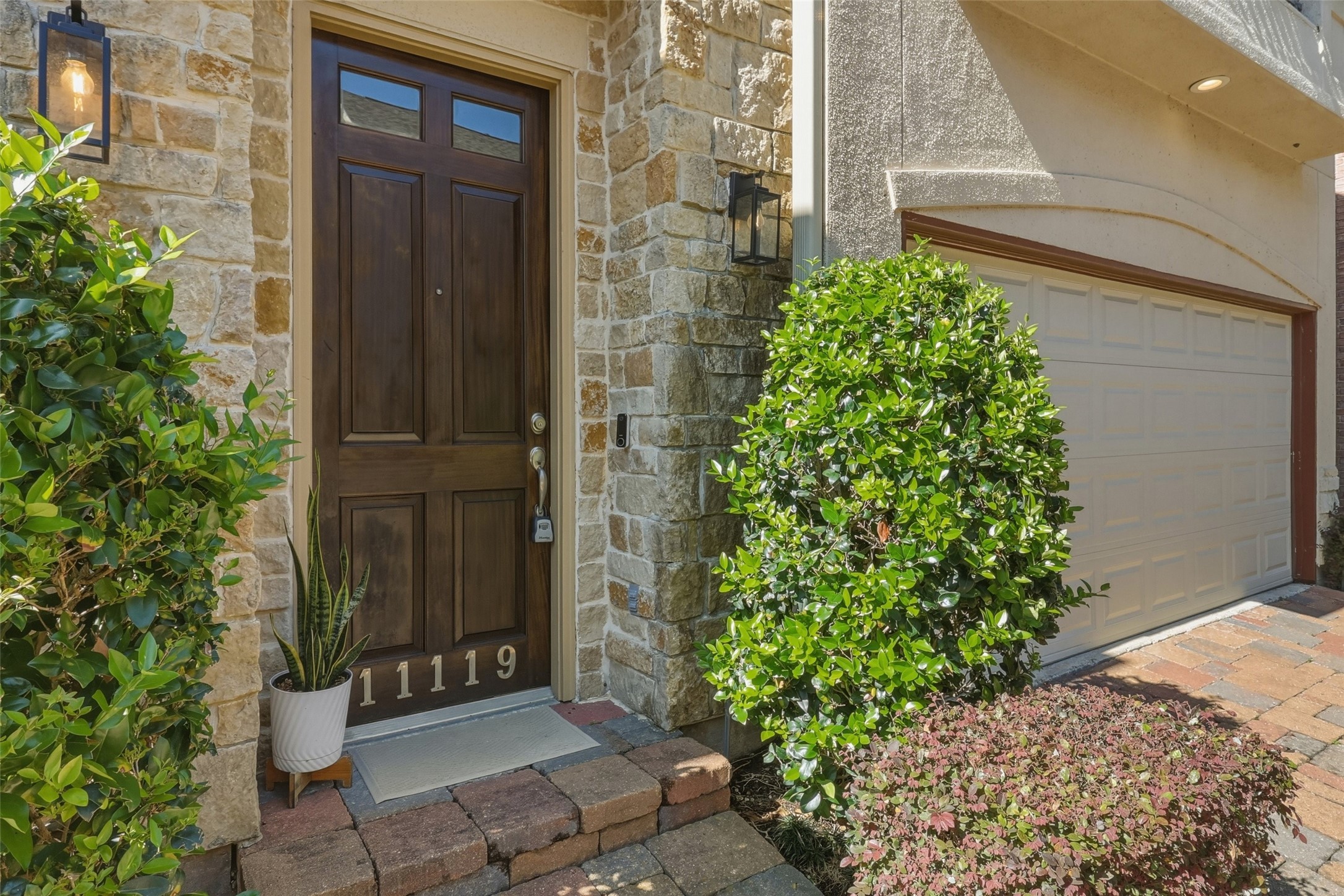 11119 Sherwood Forest Glen Drive Property Photo 4