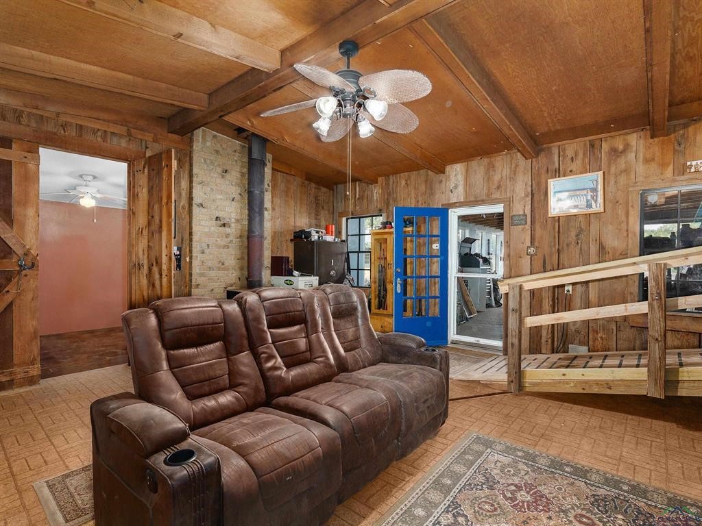 6006 St Hwy 315 Property Photo 5