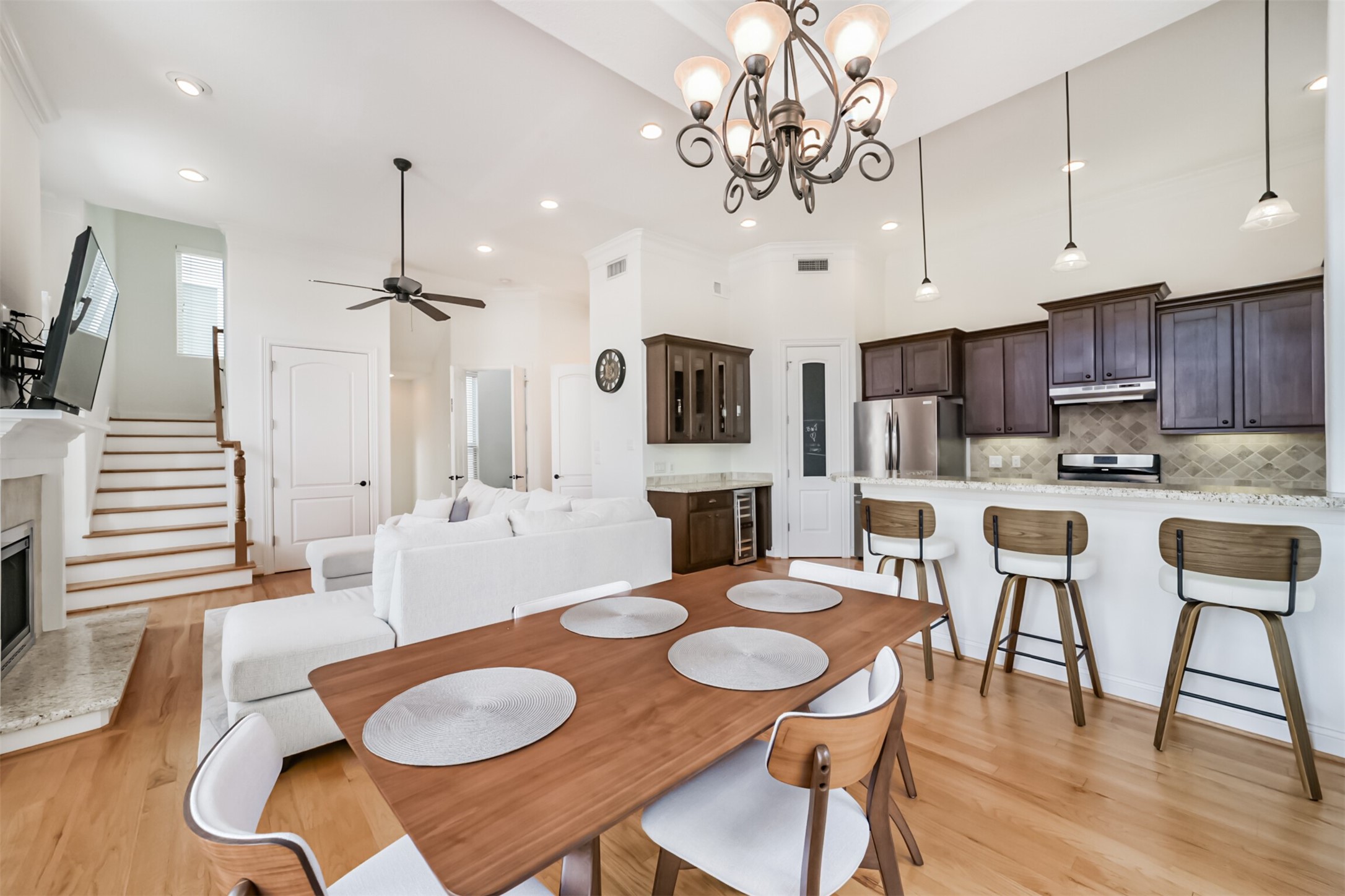 2016 Sabine Street Property Photo 9