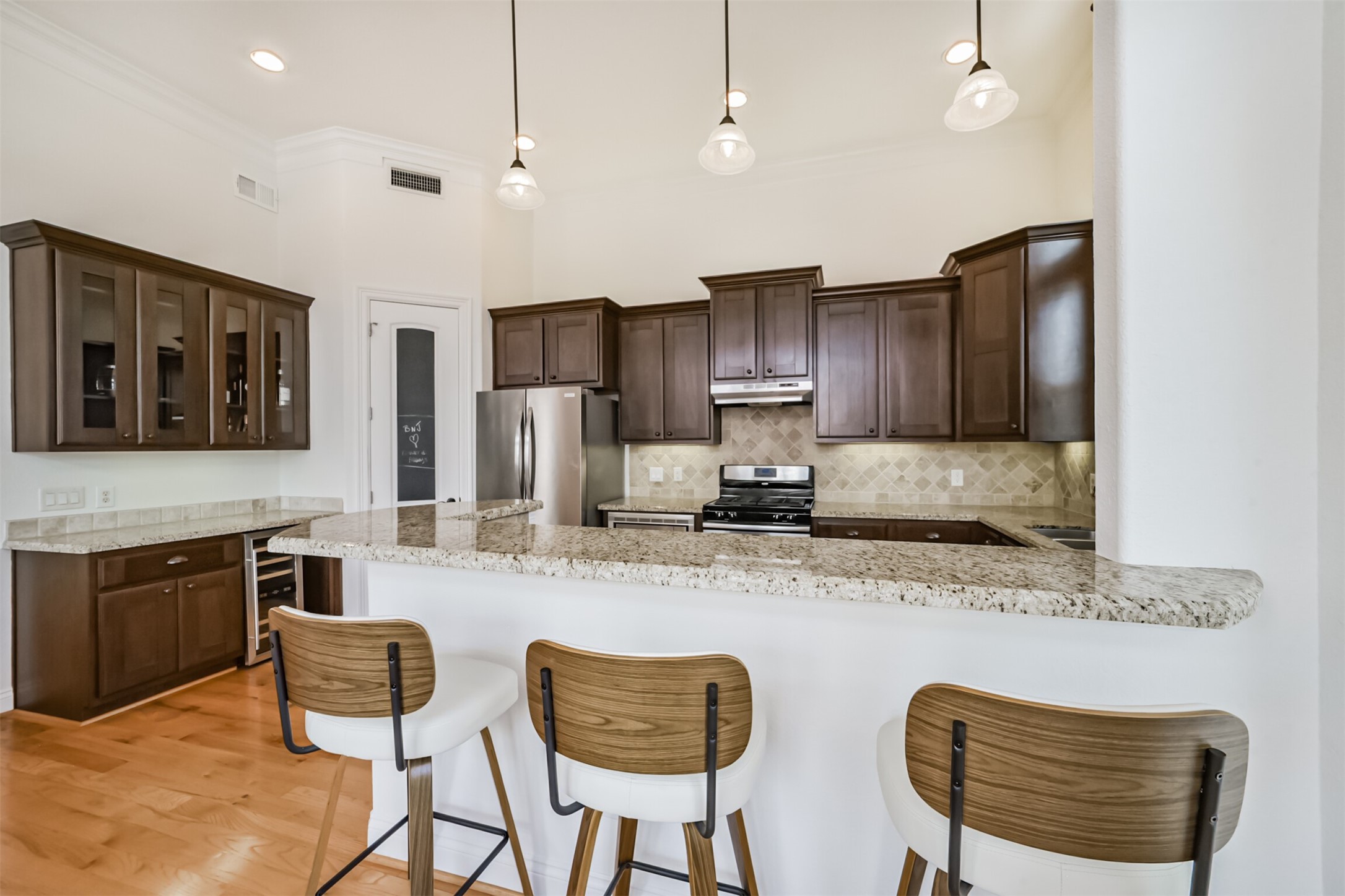 2016 Sabine Street Property Photo 11