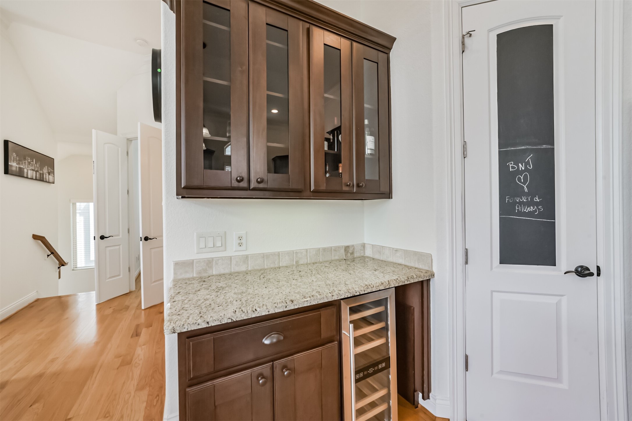 2016 Sabine Street Property Photo 12