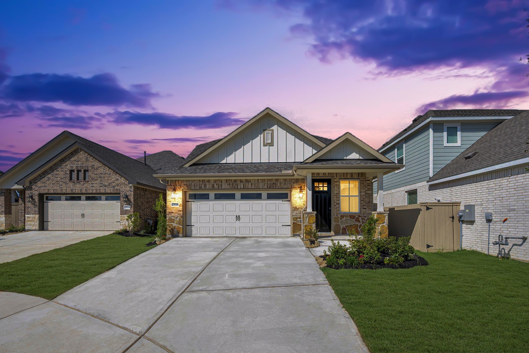 29530 Barnview Drive Property Photo 1