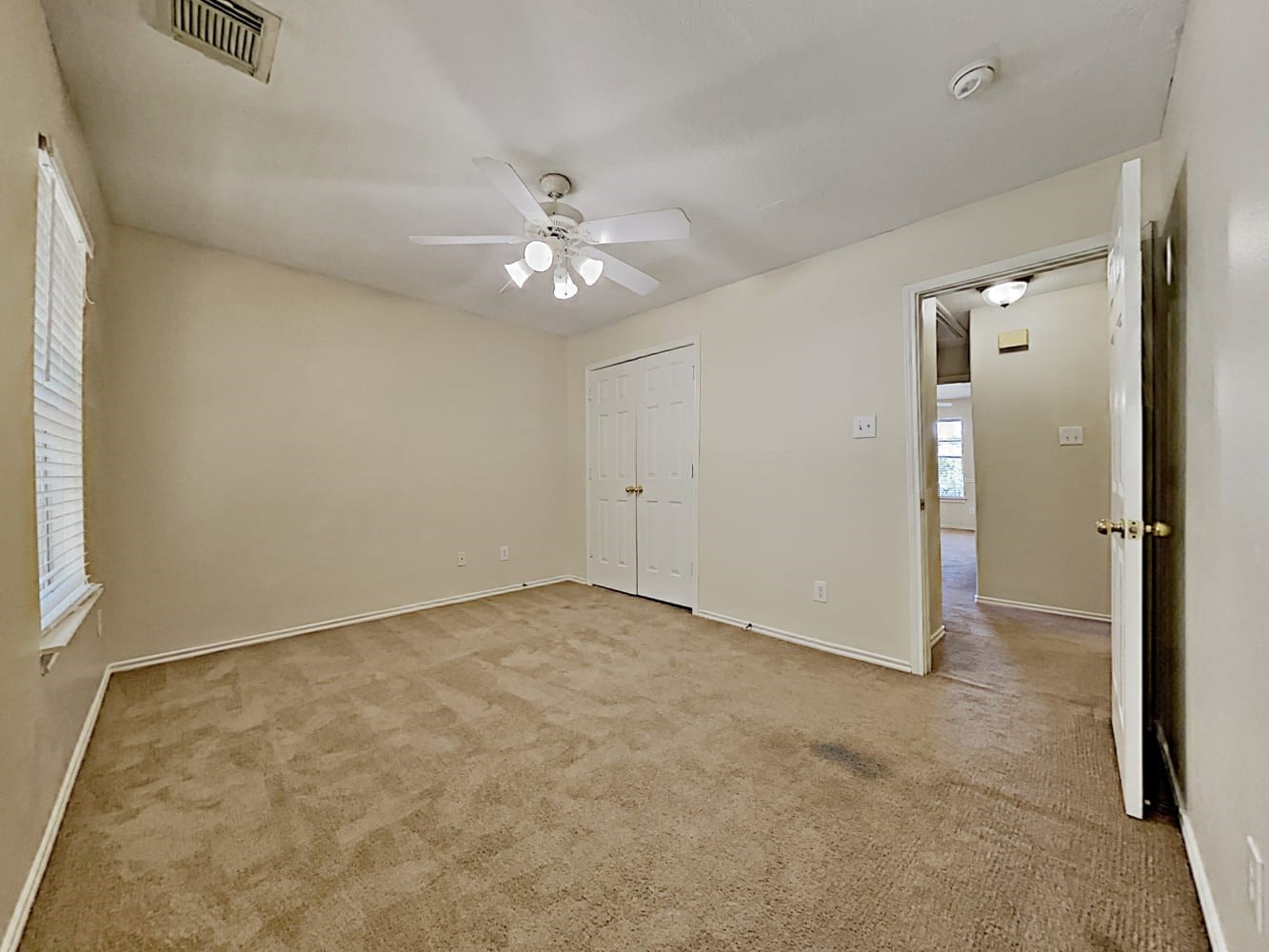 2883 Diamond Bay Drive Property Photo 9
