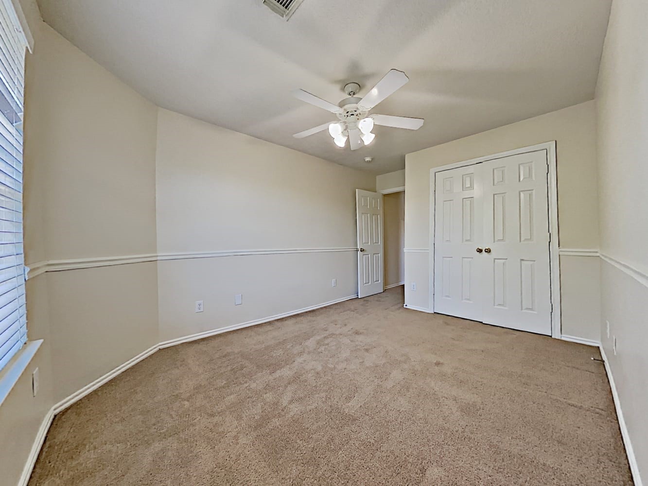 2883 Diamond Bay Drive Property Photo 10