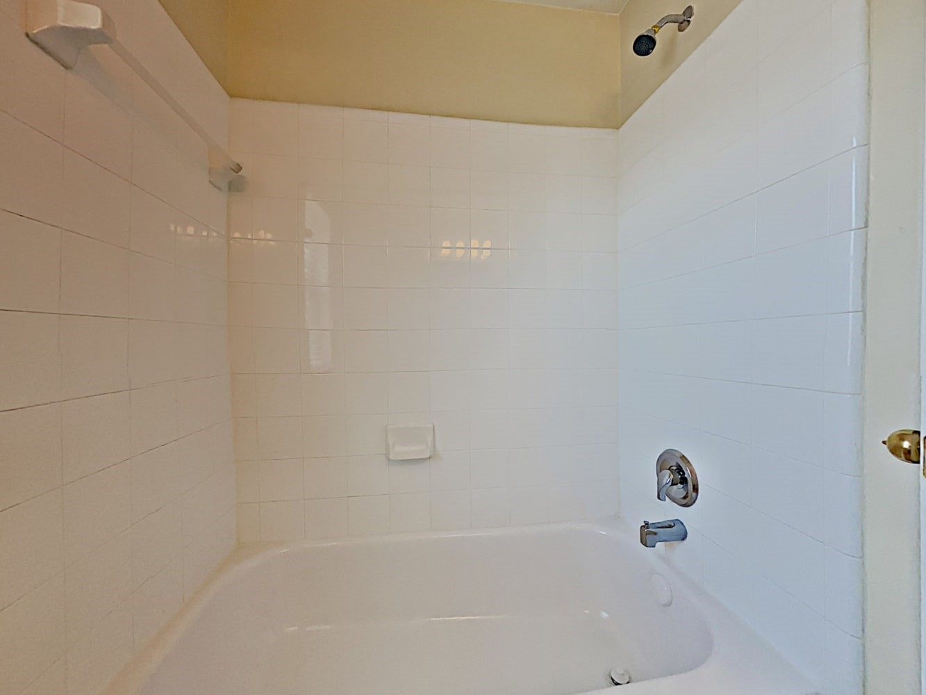 2883 Diamond Bay Drive Property Photo 12