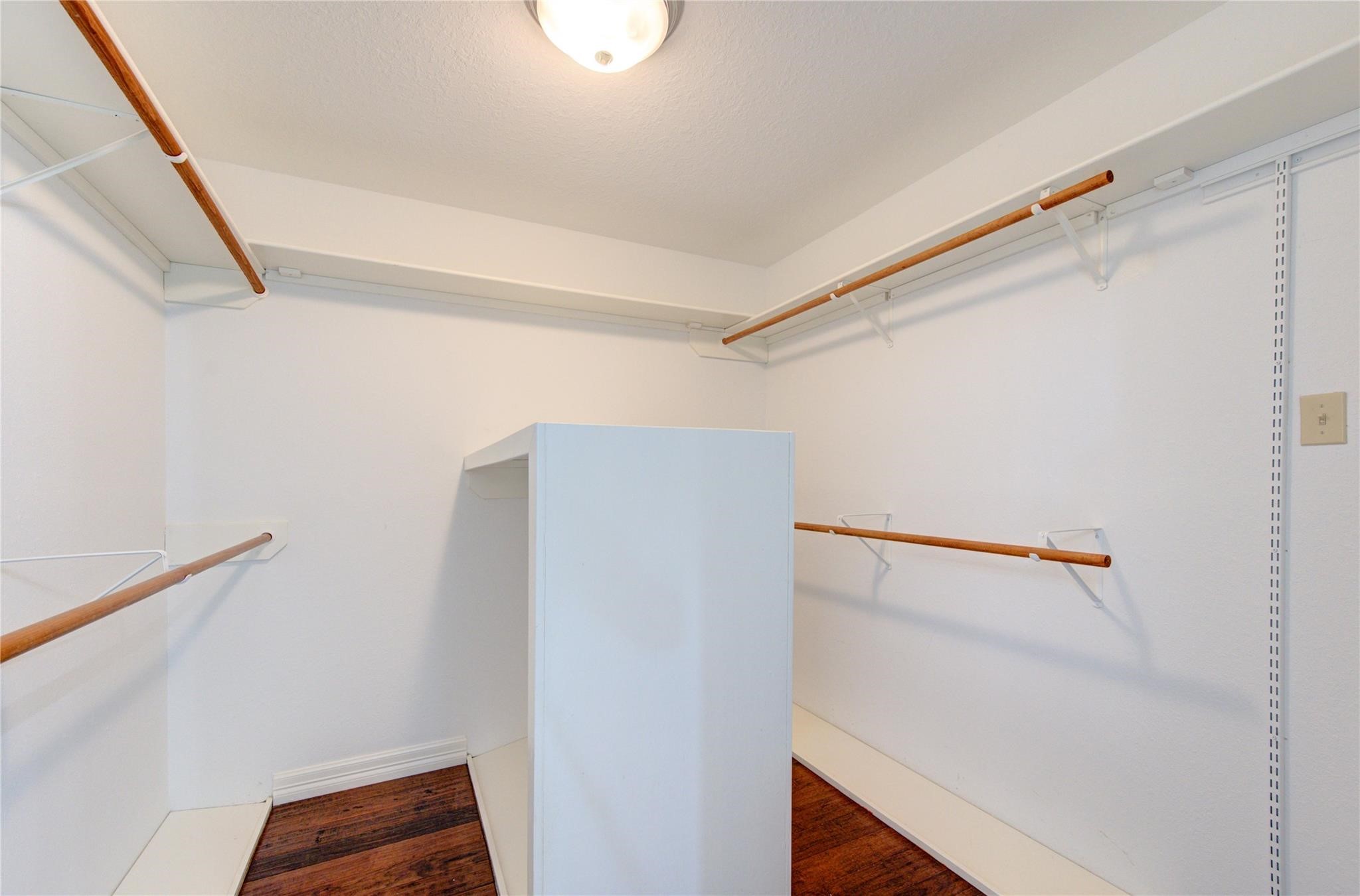 3915 Kiva Road Property Photo 22