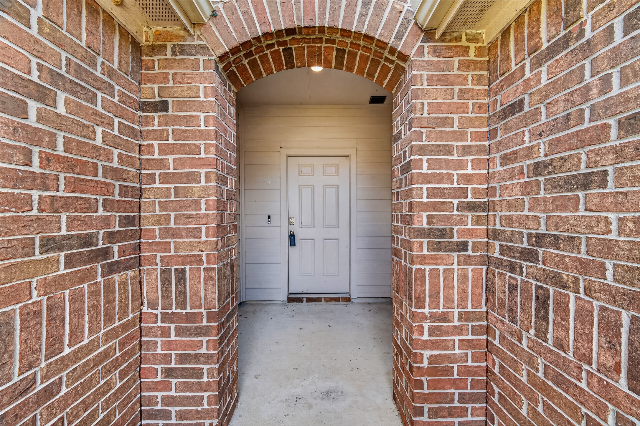 21501 Rustic Elm Dr Property Photo 3
