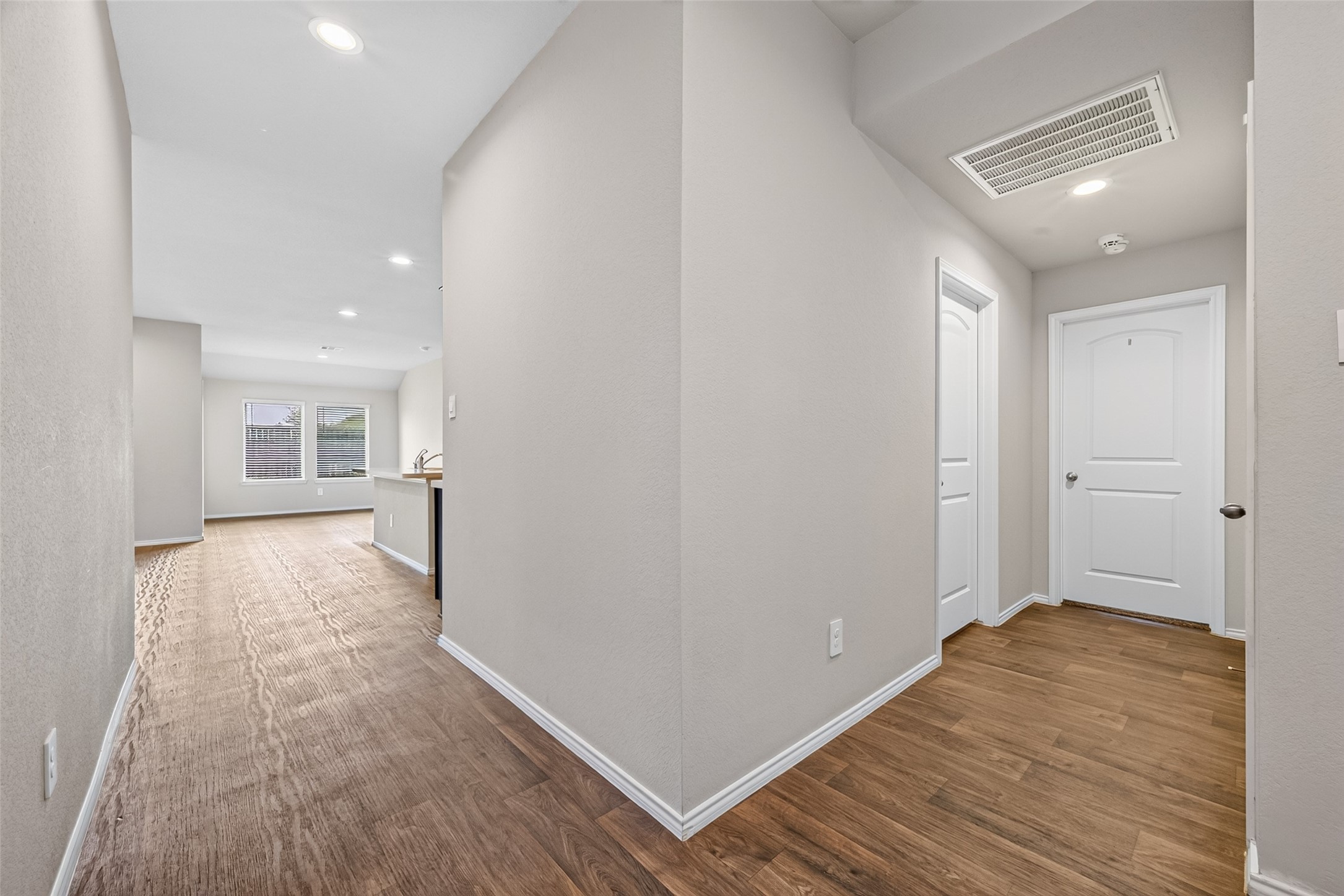 21501 Rustic Elm Dr Property Photo 5