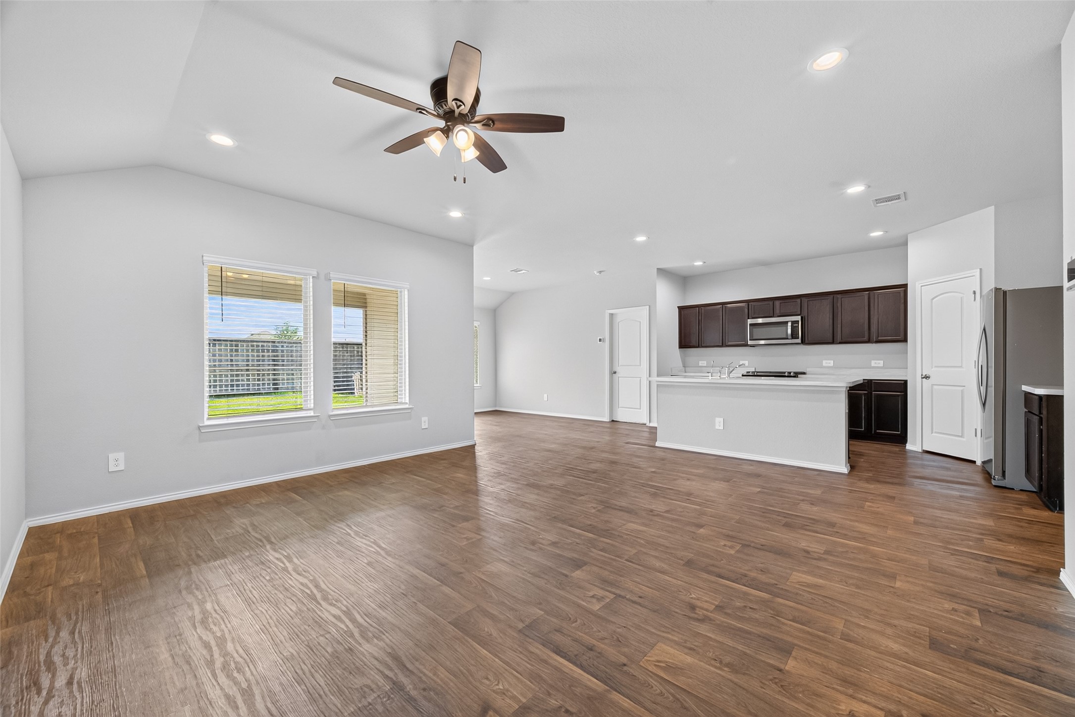 21501 Rustic Elm Dr Property Photo 7