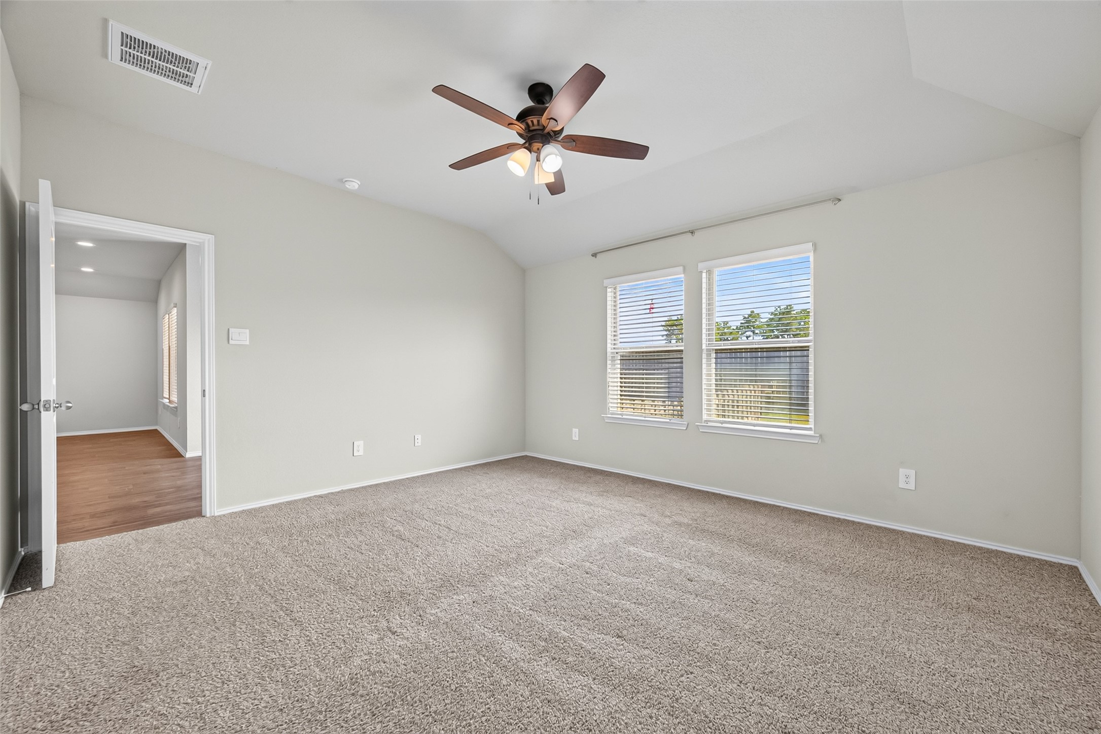 21501 Rustic Elm Dr Property Photo 19