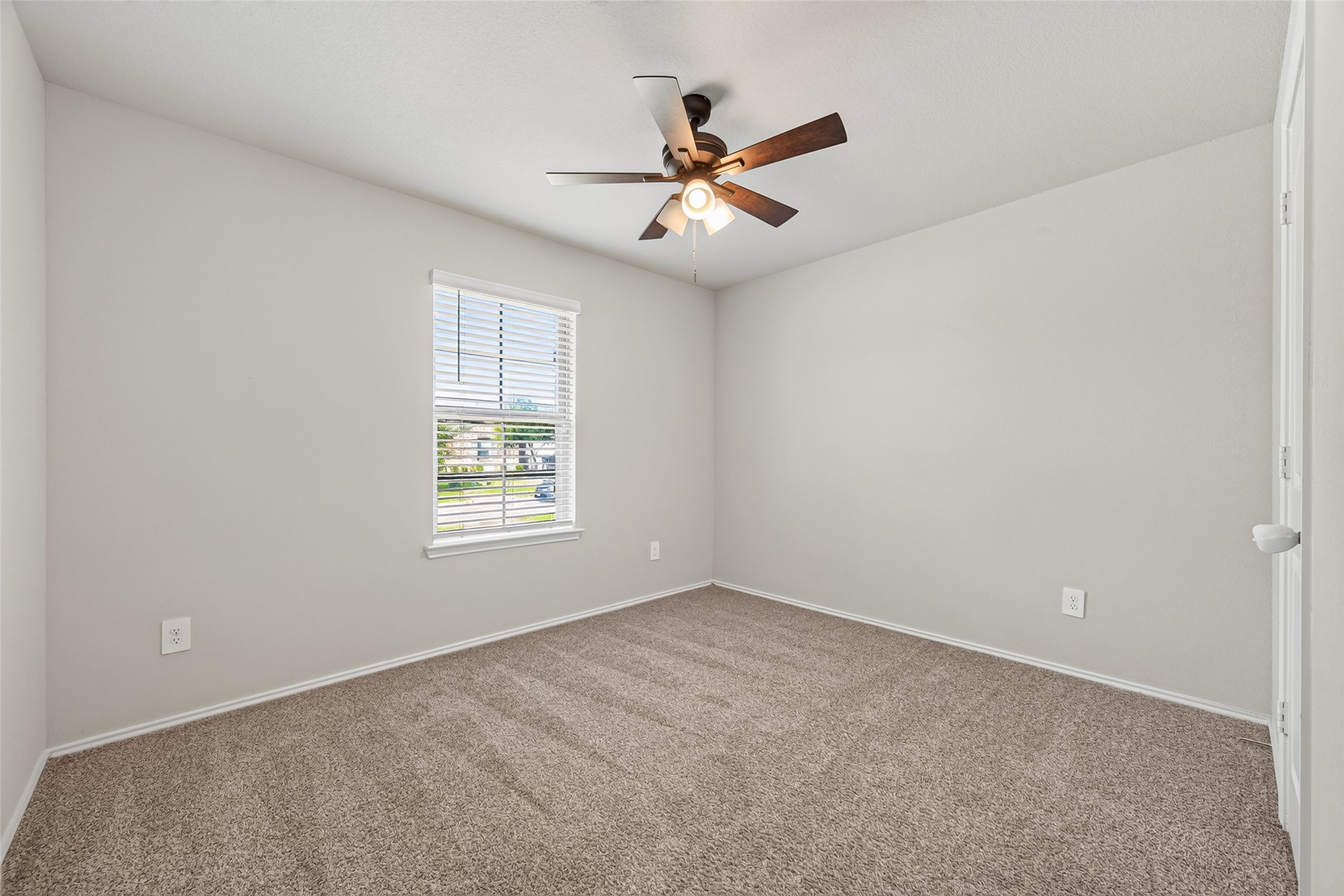 21501 Rustic Elm Dr Property Photo 28
