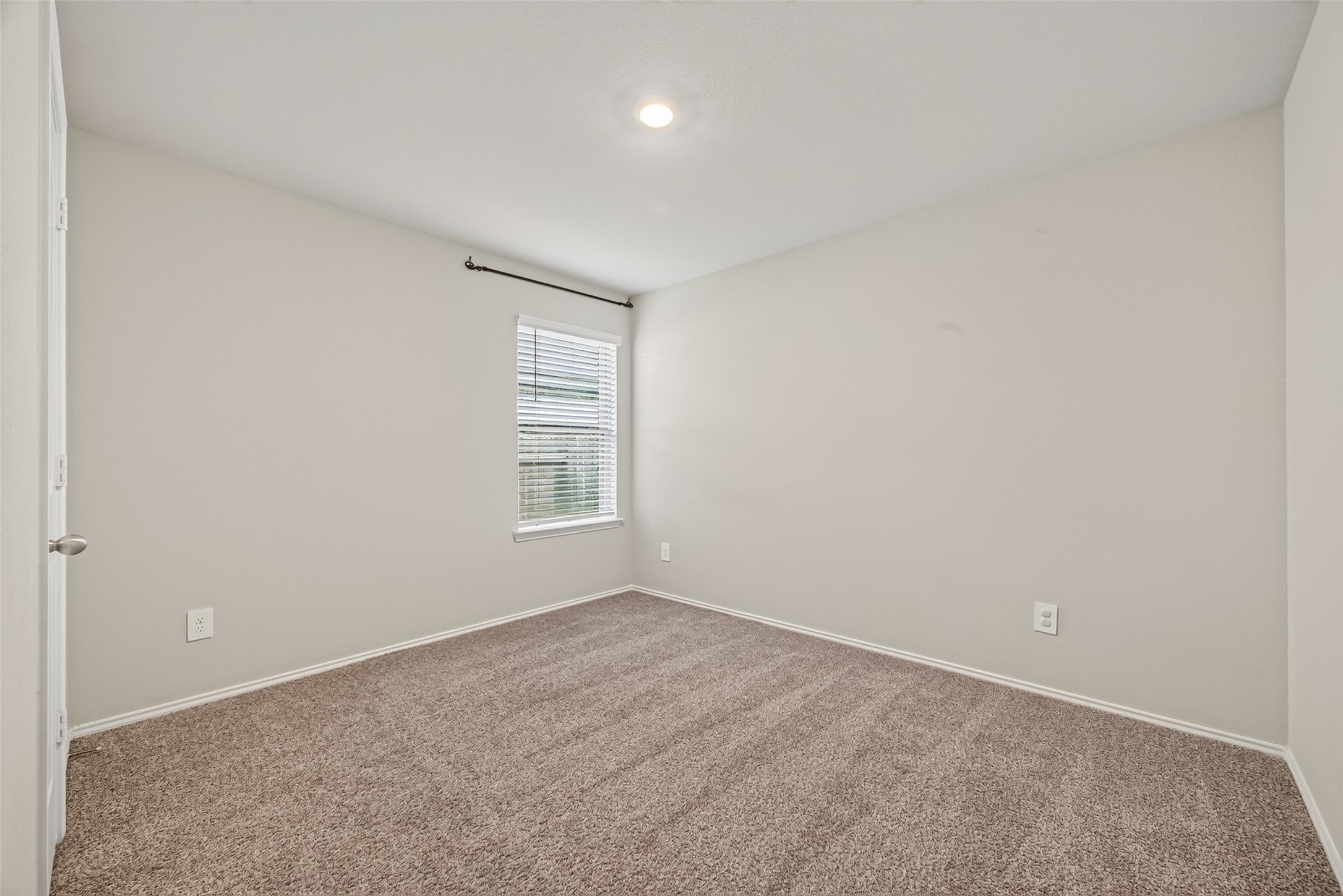 21501 Rustic Elm Dr Property Photo 34