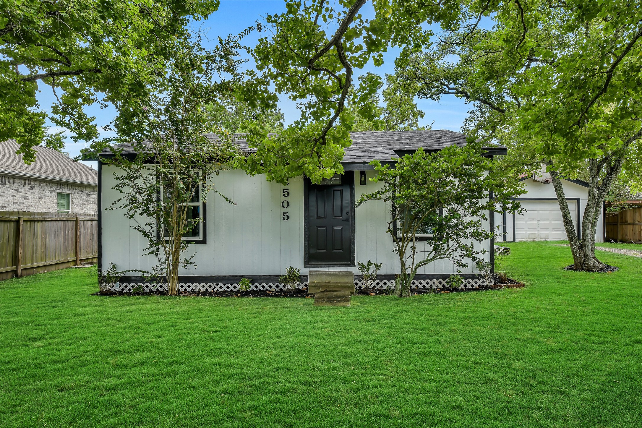 2505 29th Avenue N Property Photo 1