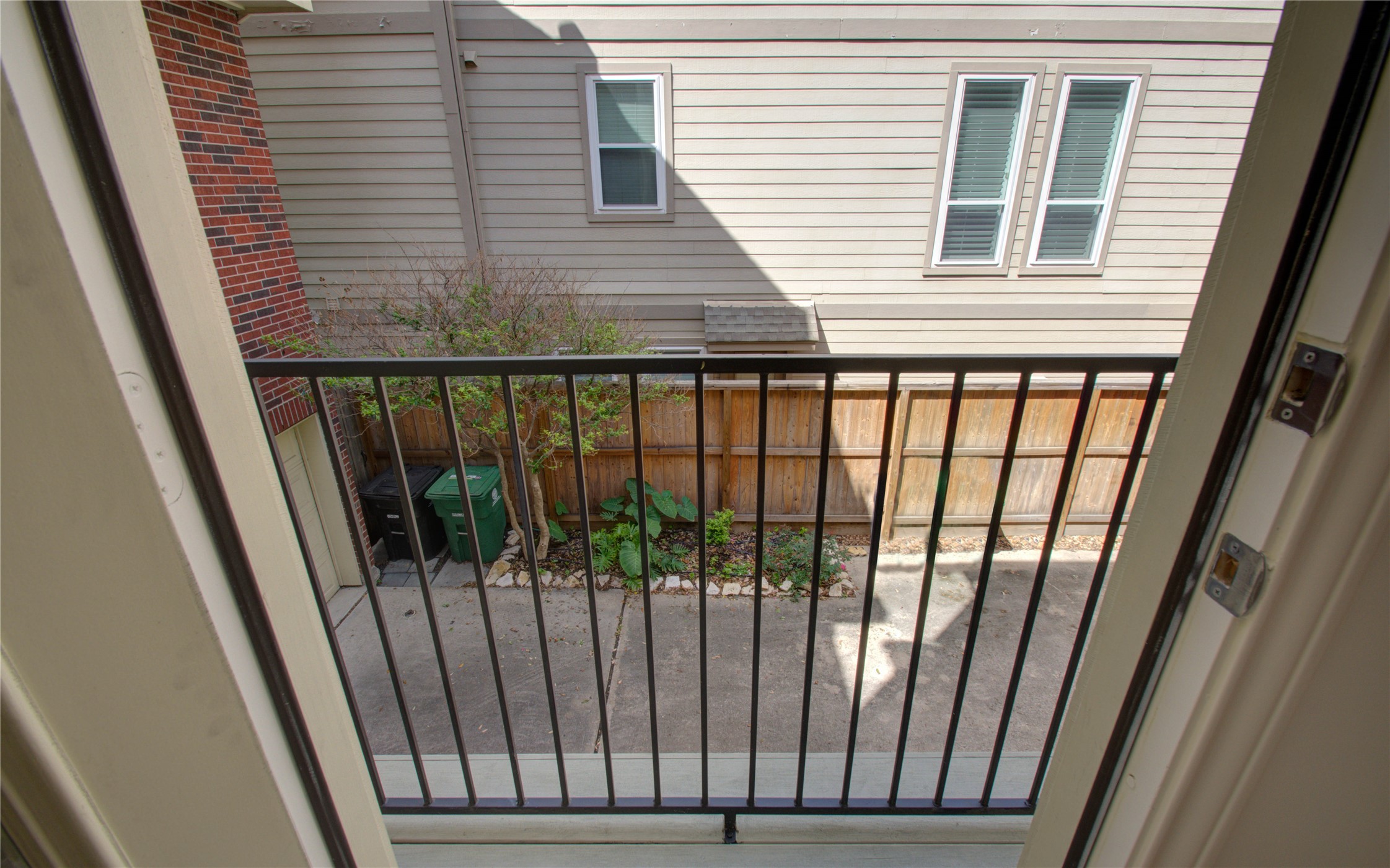 1016 Rochow Street Property Photo 31