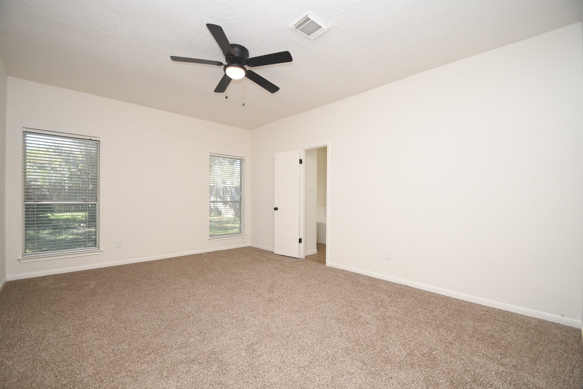 1902 Park Maple Drive Property Photo 14