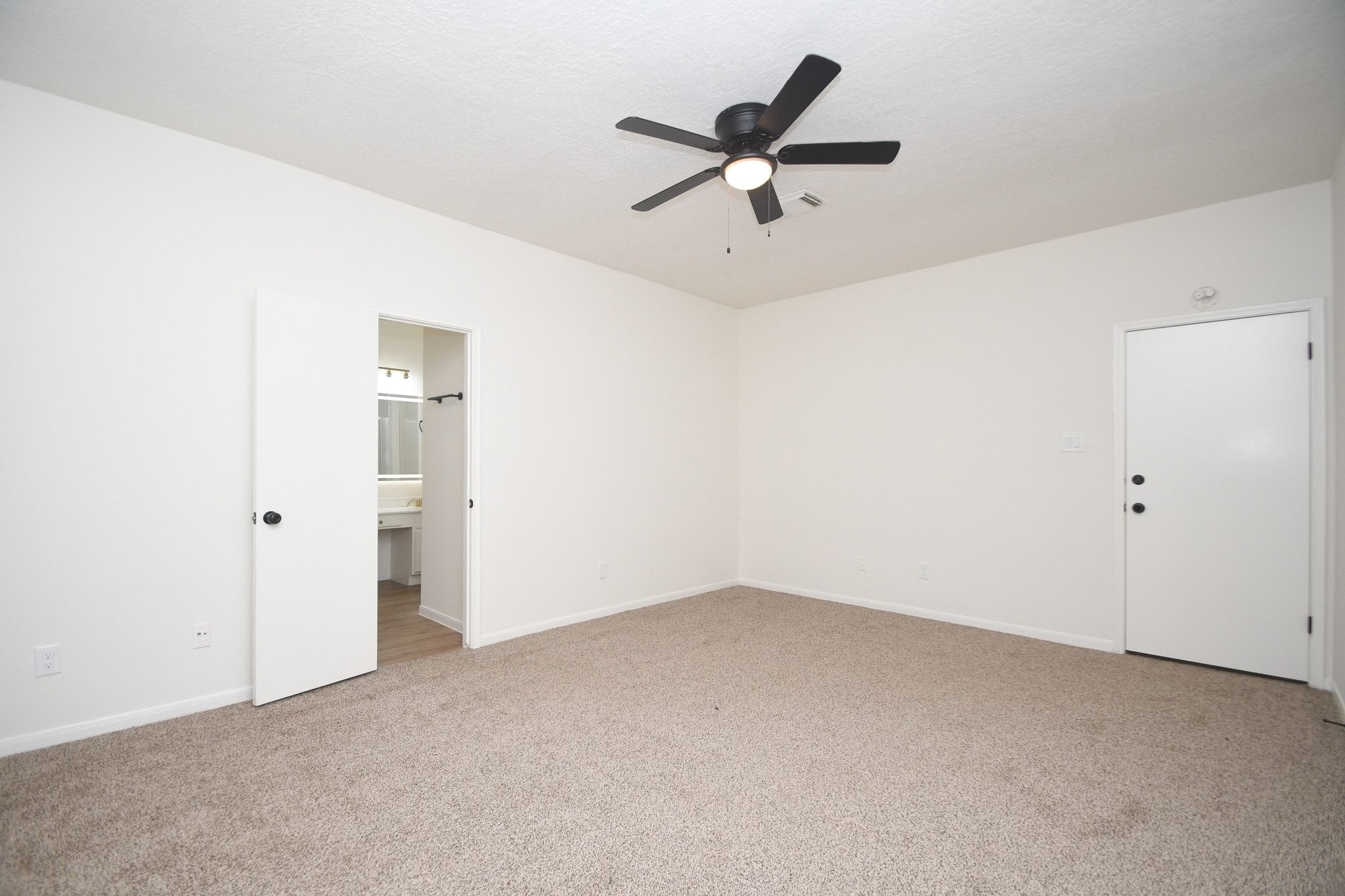 1902 Park Maple Drive Property Photo 15