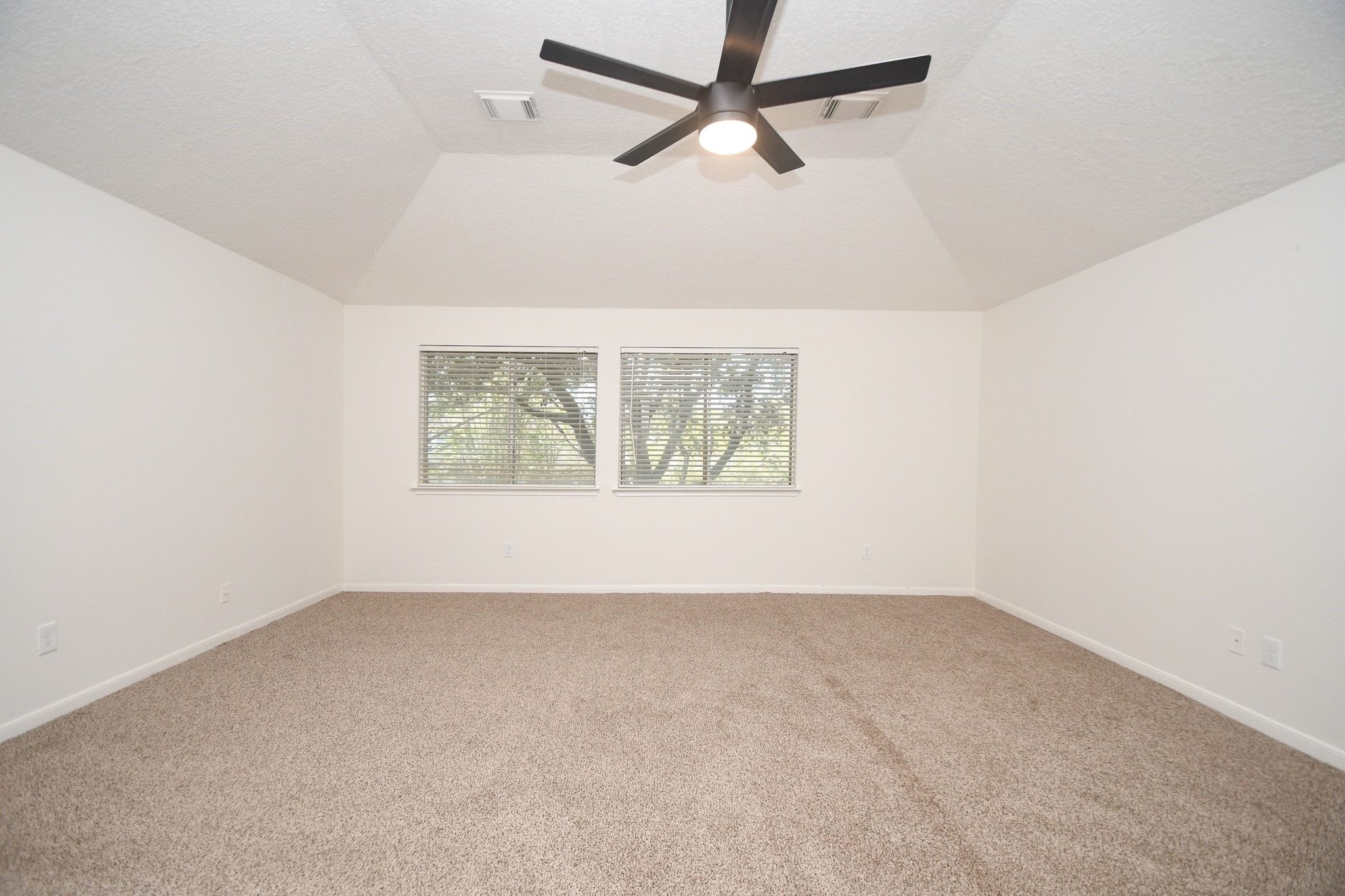 1902 Park Maple Drive Property Photo 26