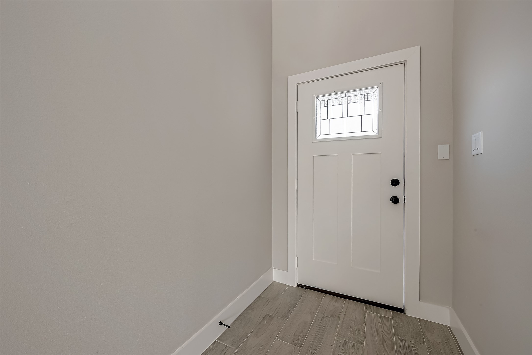 8128 Chateau Street Property Photo 8