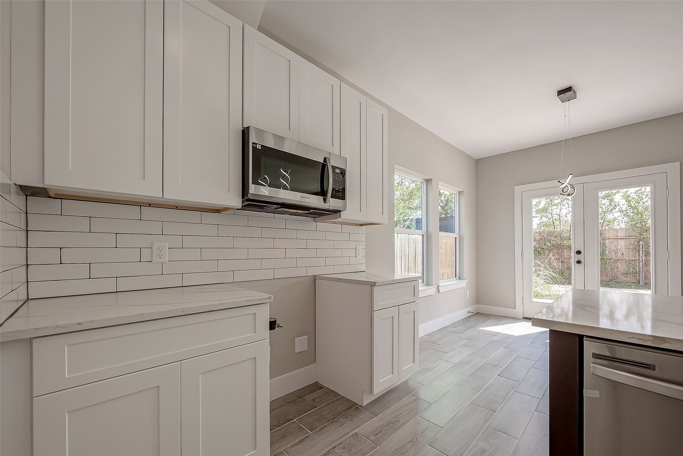 8128 Chateau Street Property Photo 18