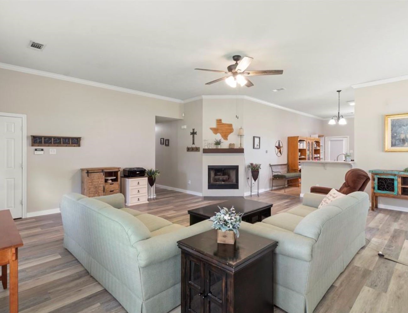 1208 Portsmouth Property Photo 3