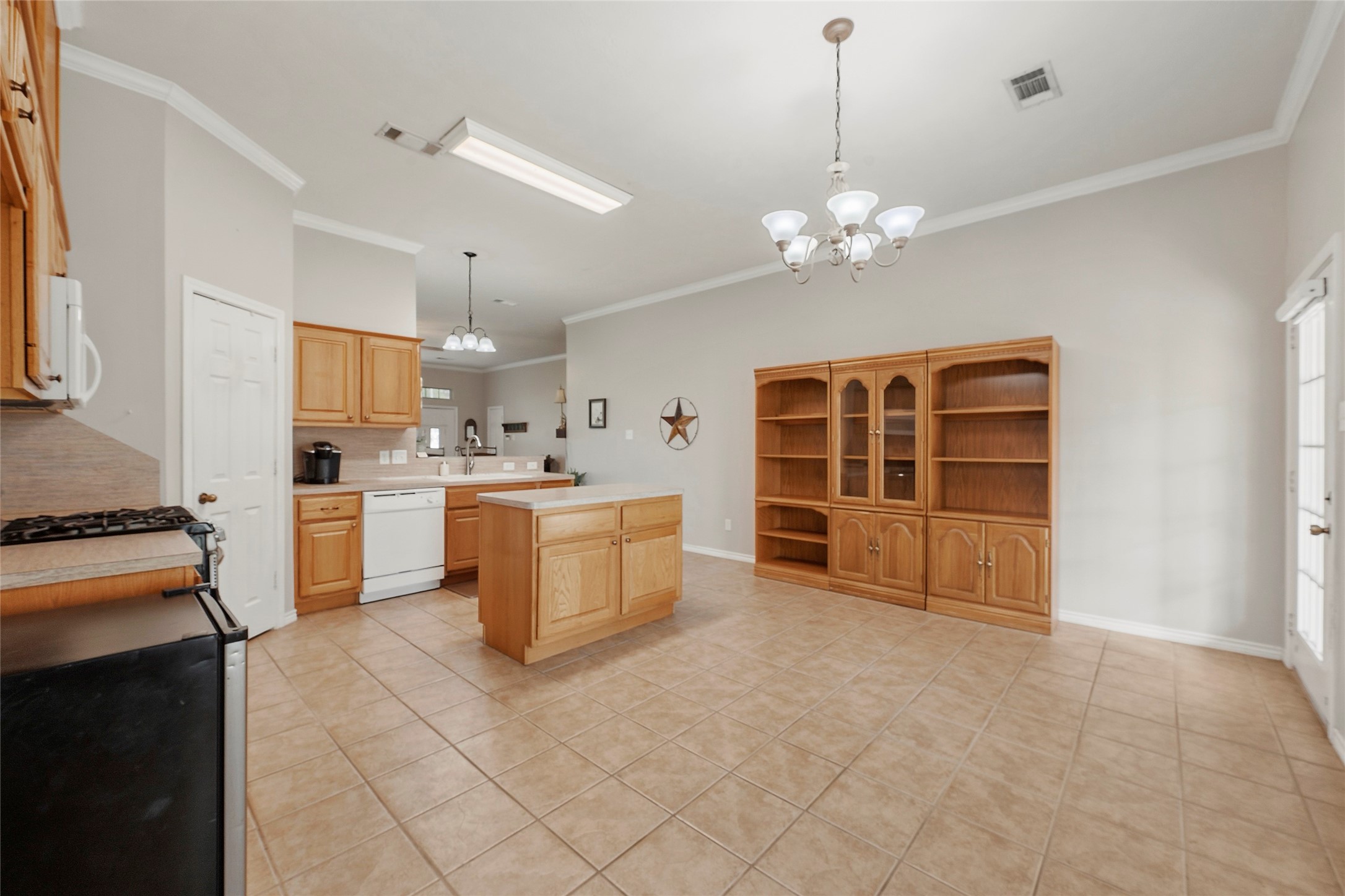 1208 Portsmouth Property Photo 7