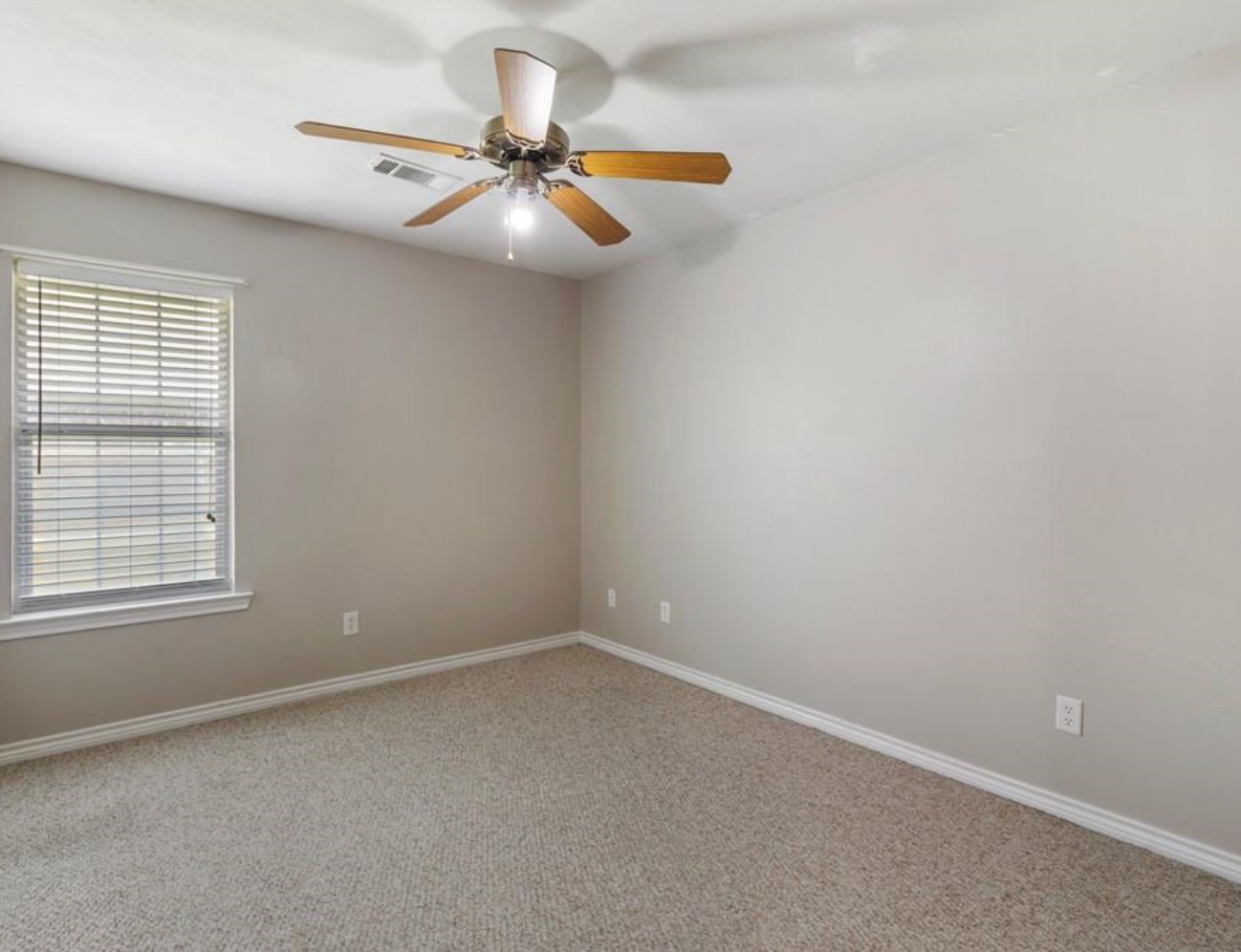 1208 Portsmouth Property Photo 13