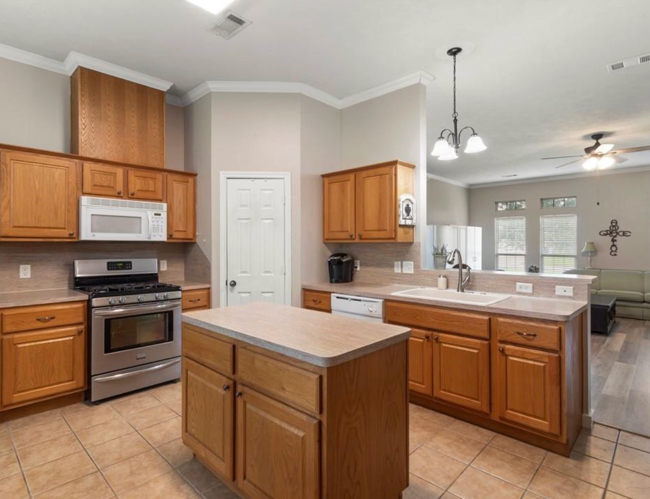 1208 Portsmouth Property Photo 19