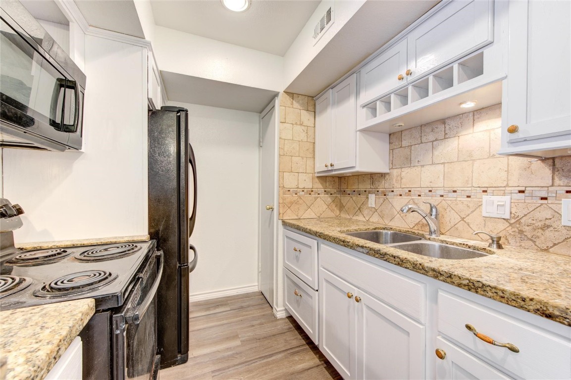 10202 Forum Park Drive 256 Property Photo 12