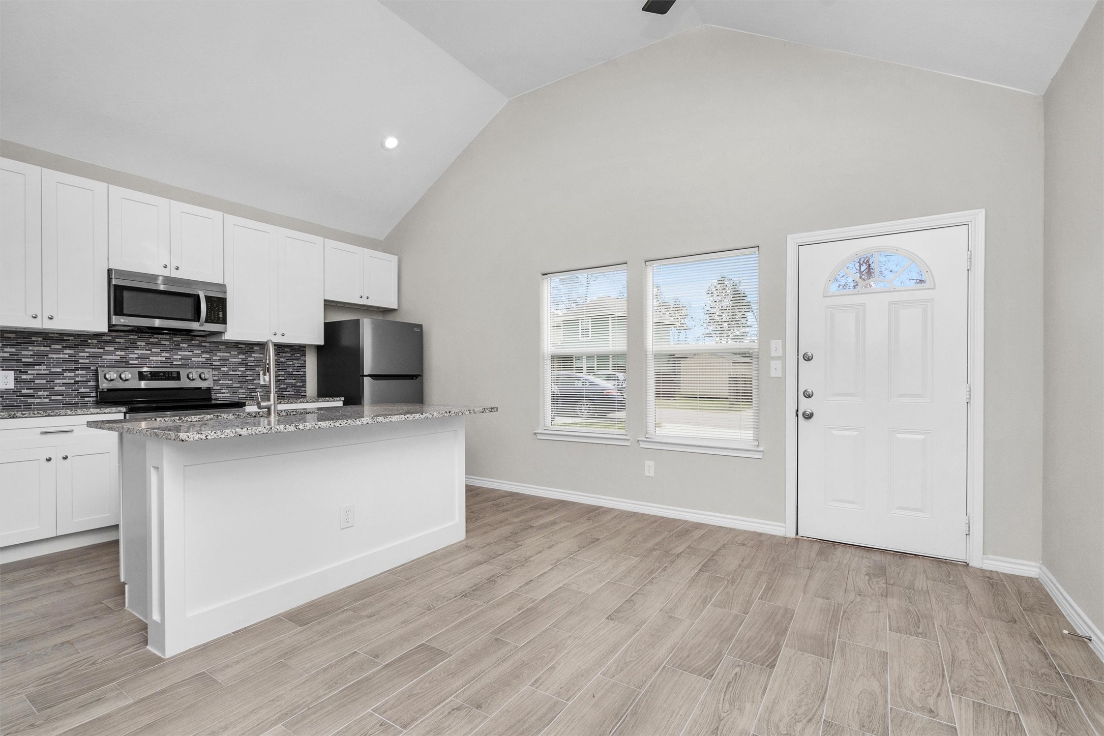 16706 E Hammon Property Photo 5